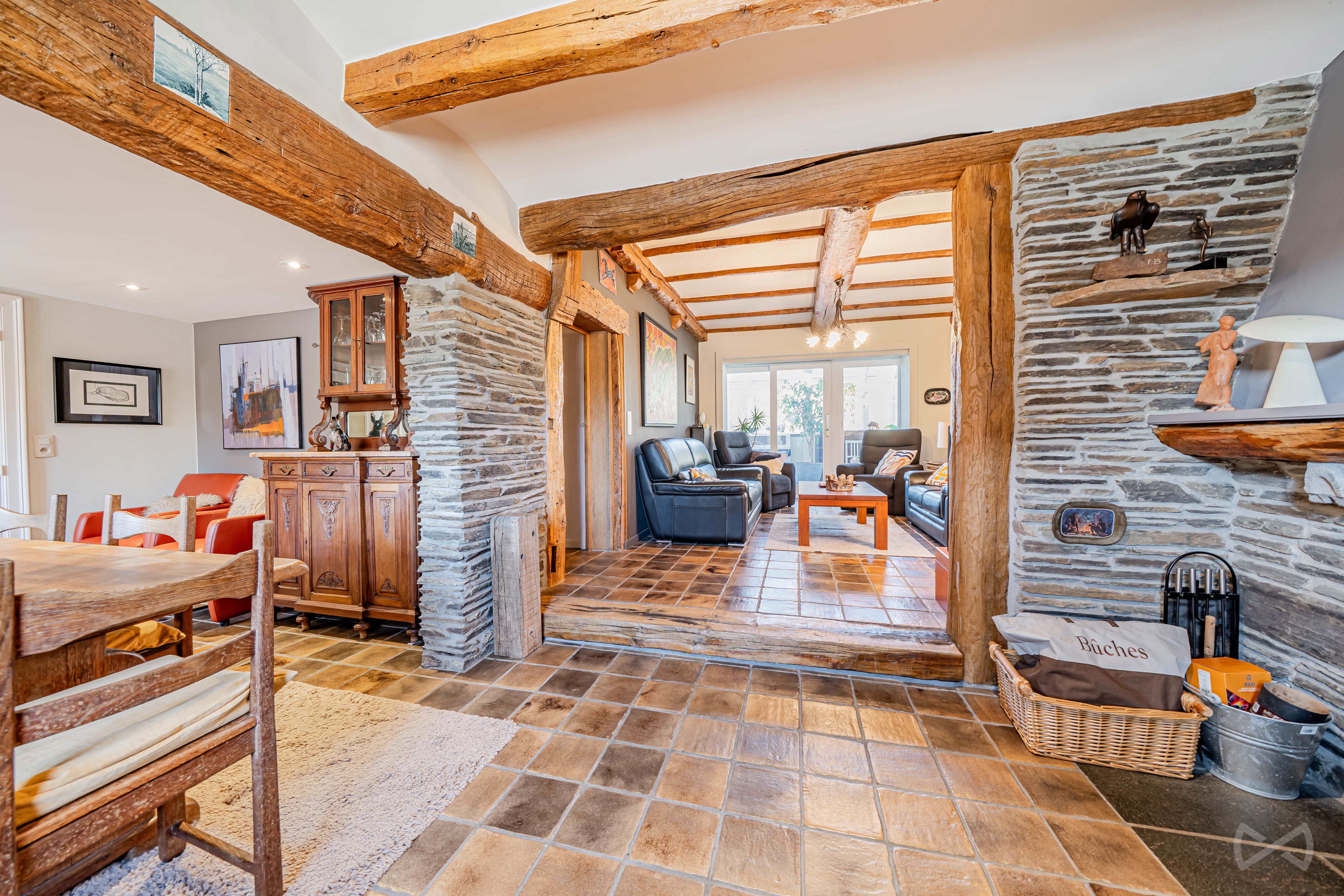 Photo 3 sur 3 pour Villa de cinq chambres à Waimes