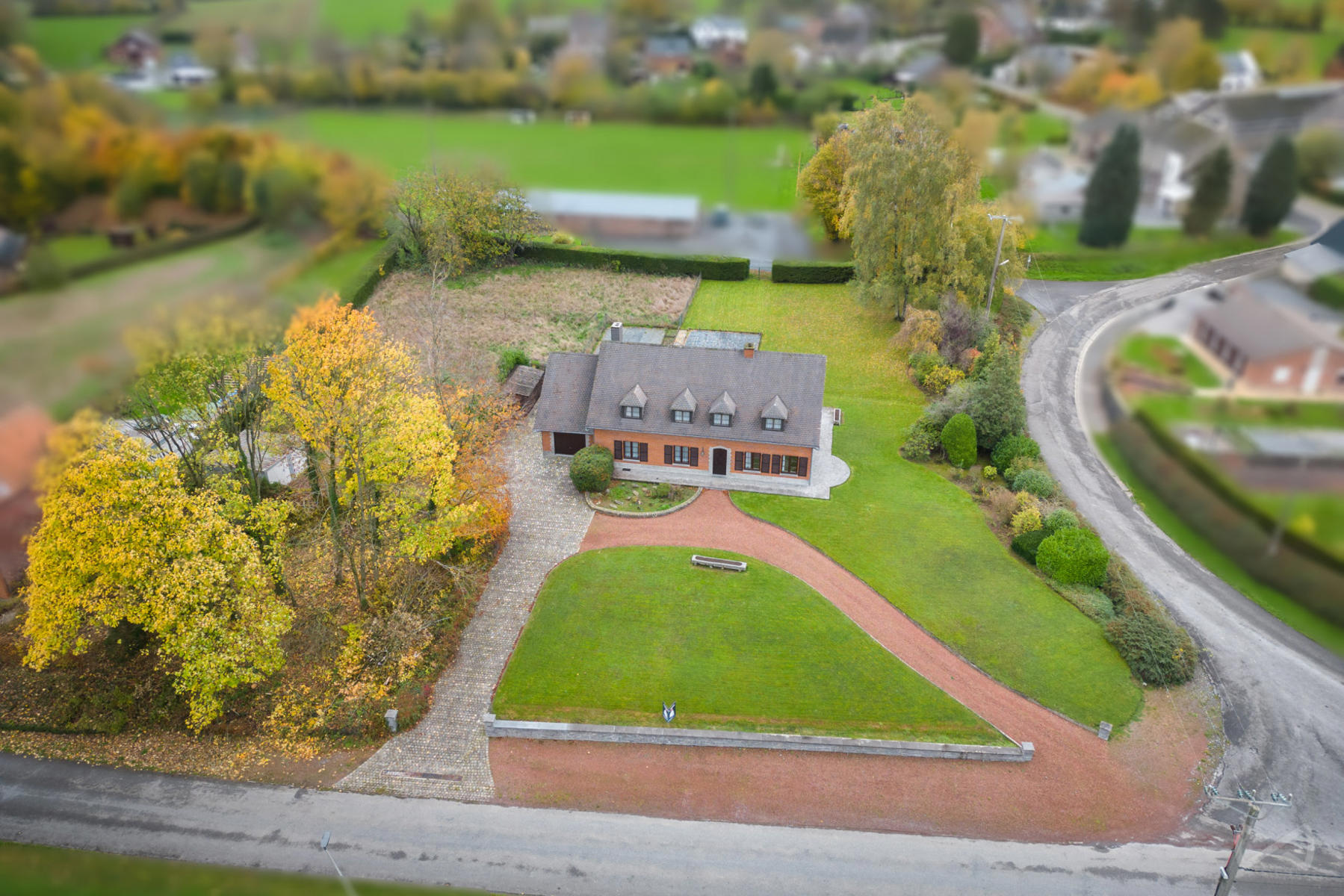 Picture 2 of 4 for House with five bedrooms in Forges
