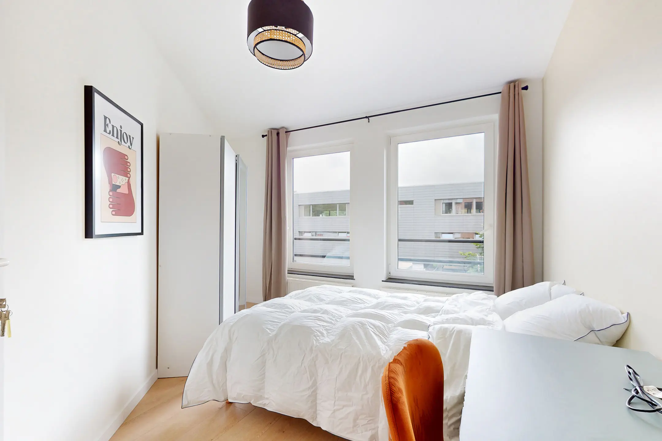 Picture 2 of 4 for Flat with five bedrooms in Uccle