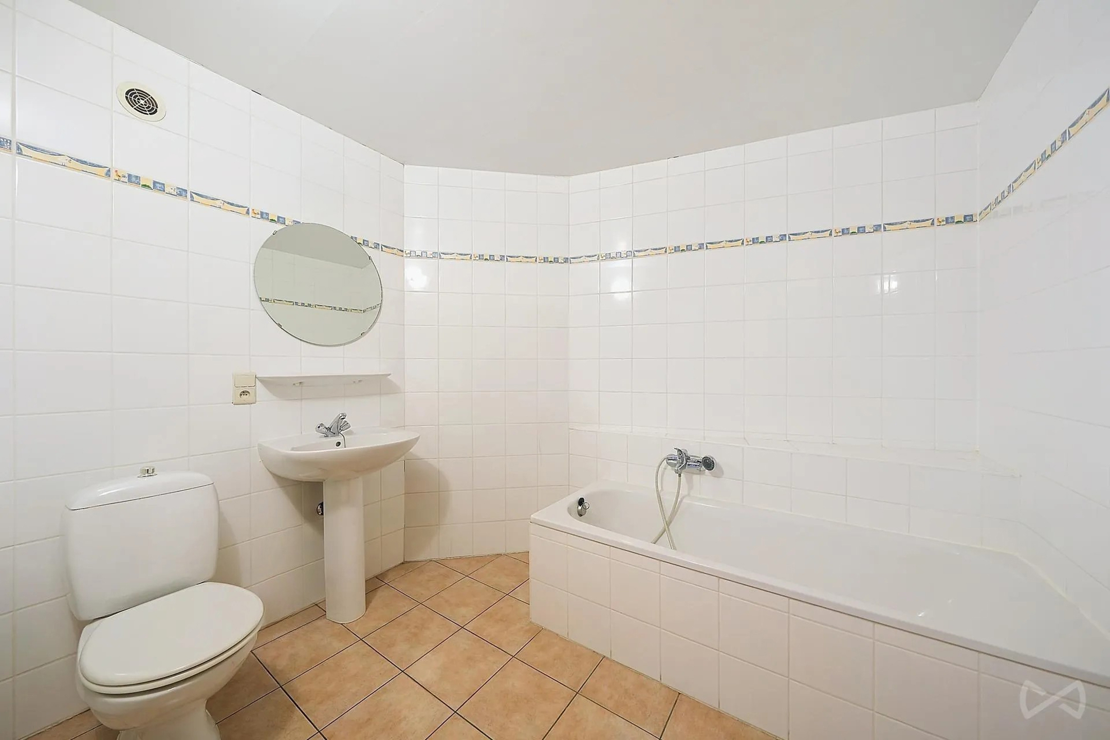 Picture 2 of 4 for Apartment block with four bedrooms in Arlon