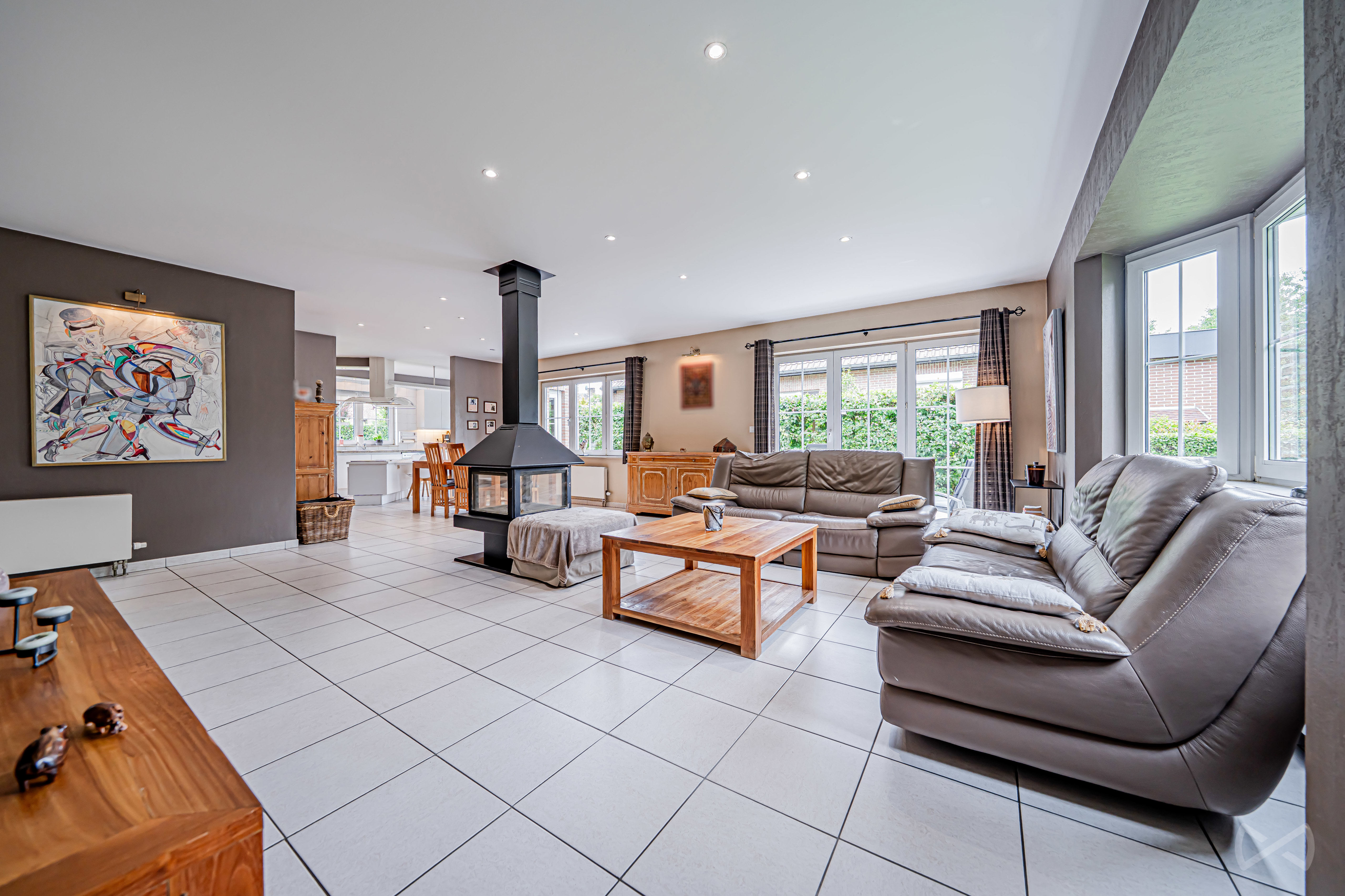 Photo 2 sur 4 pour Villa de quatre chambres à Waterloo