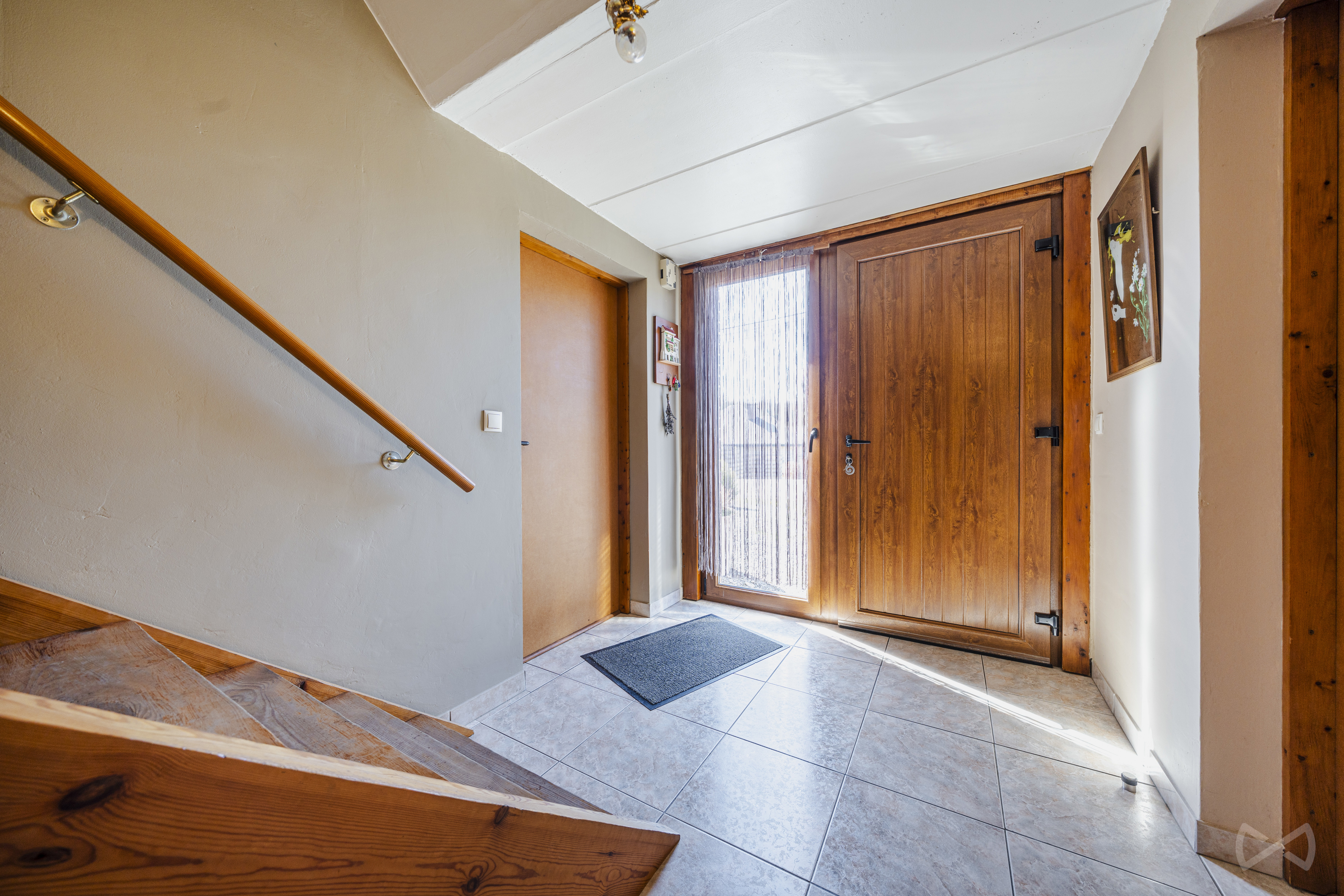 Photo 2 sur 4 pour Bel-étage de deux chambres à Yvoir Godinne