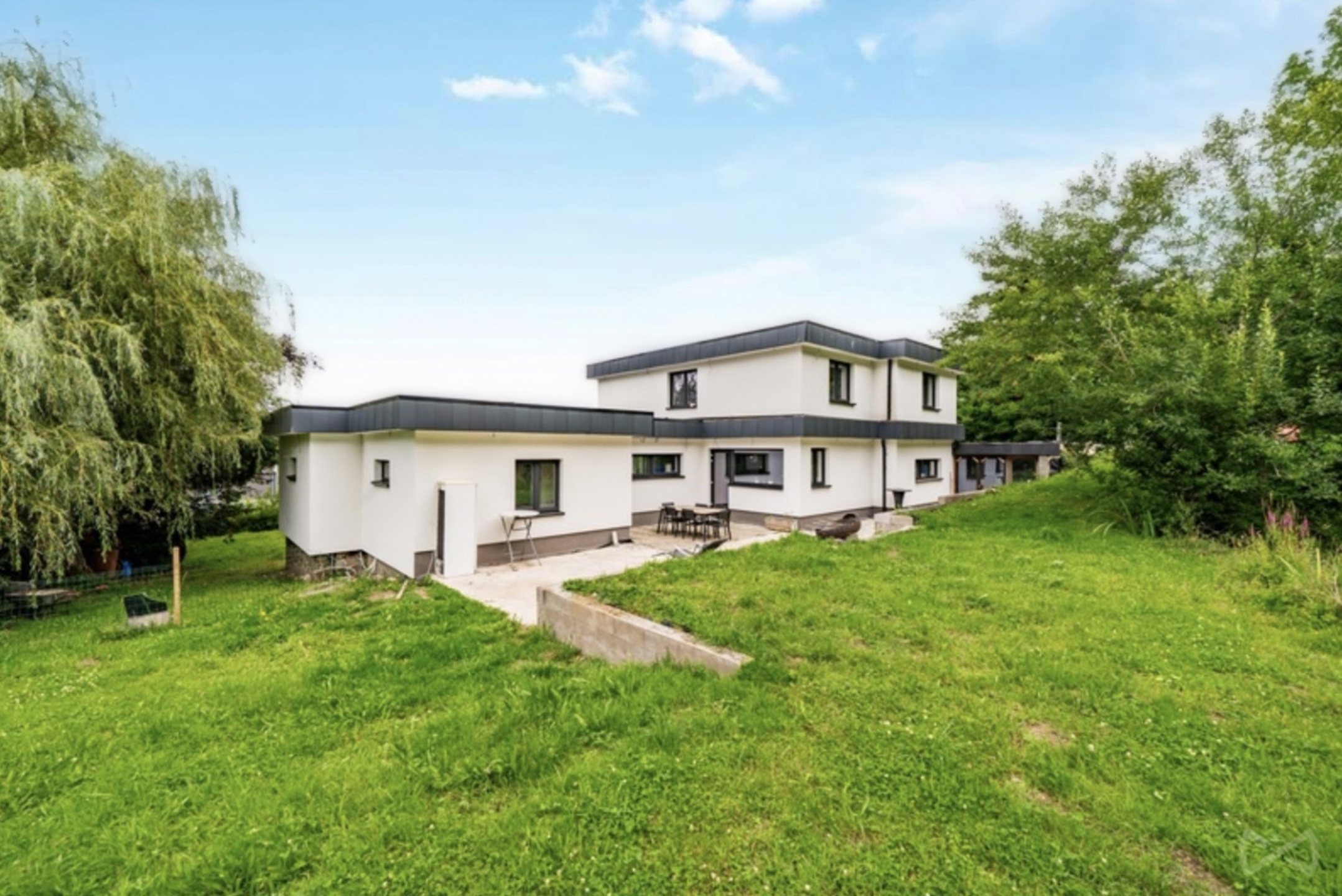 Picture 1 of 4 for House with five bedrooms in Xhoris