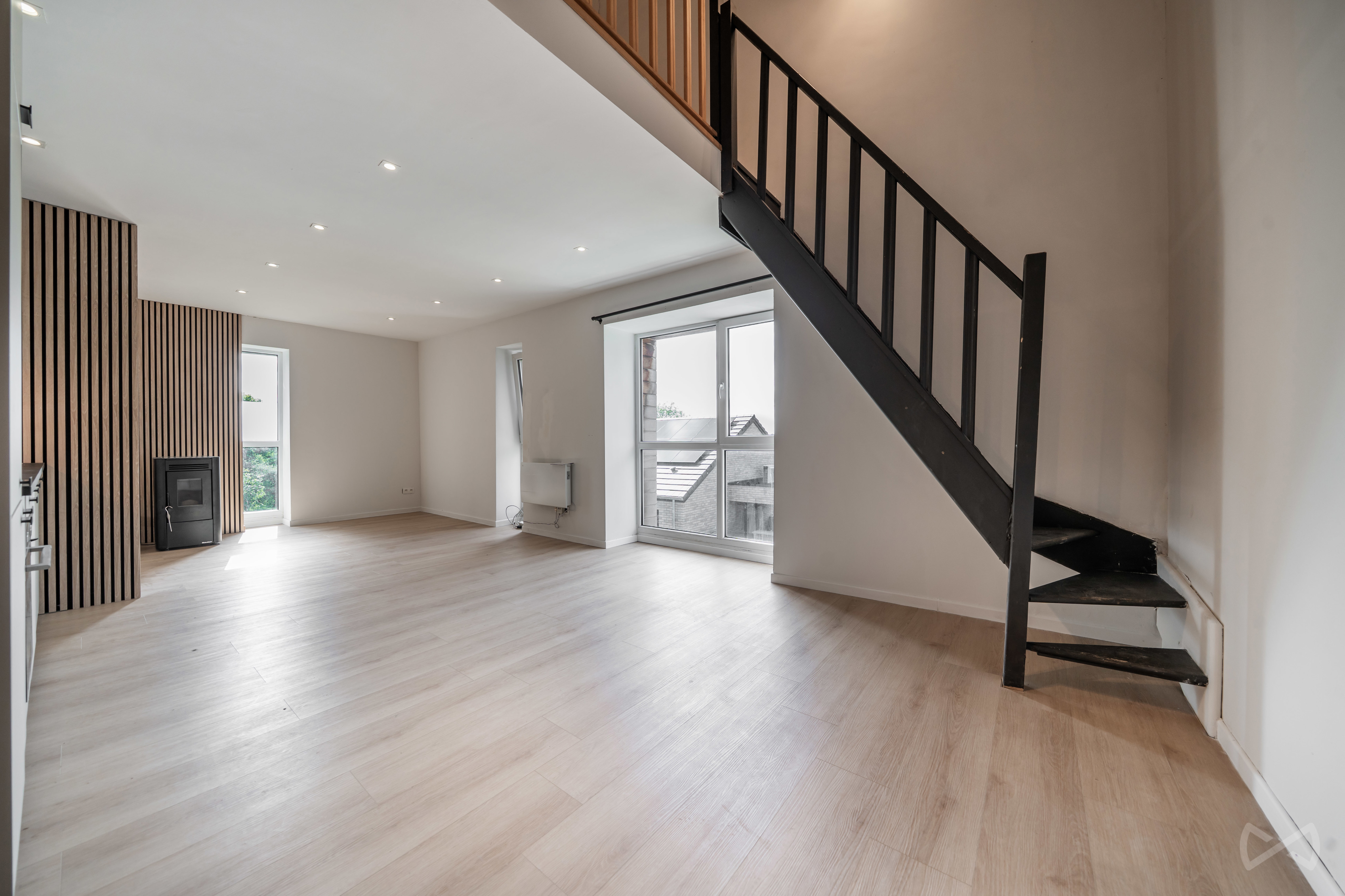 Picture 1 of 4 for Apartment block with eight bedrooms in Villers-le-temple