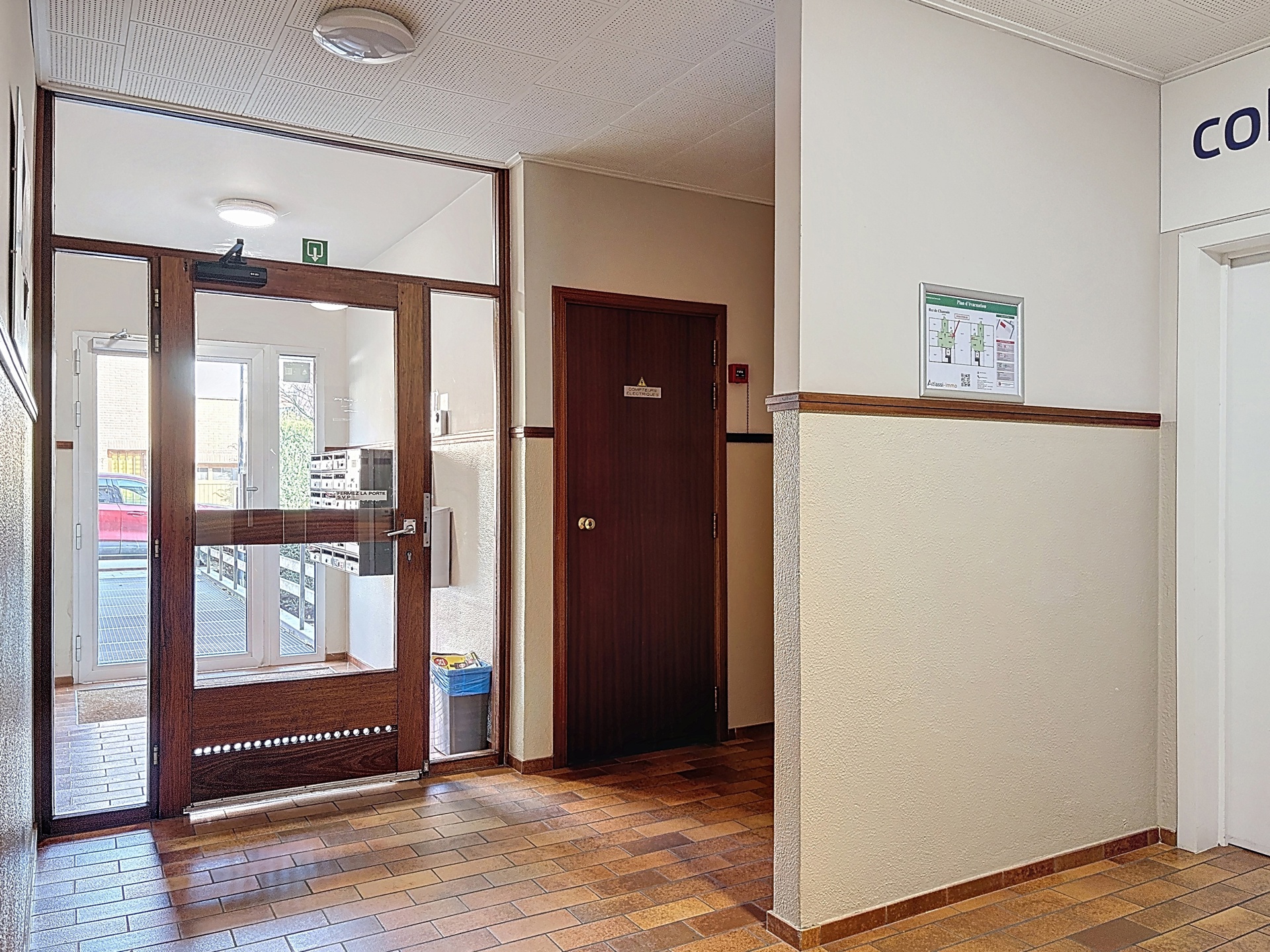 Photo 3 sur 3 pour Studio à La Louvière