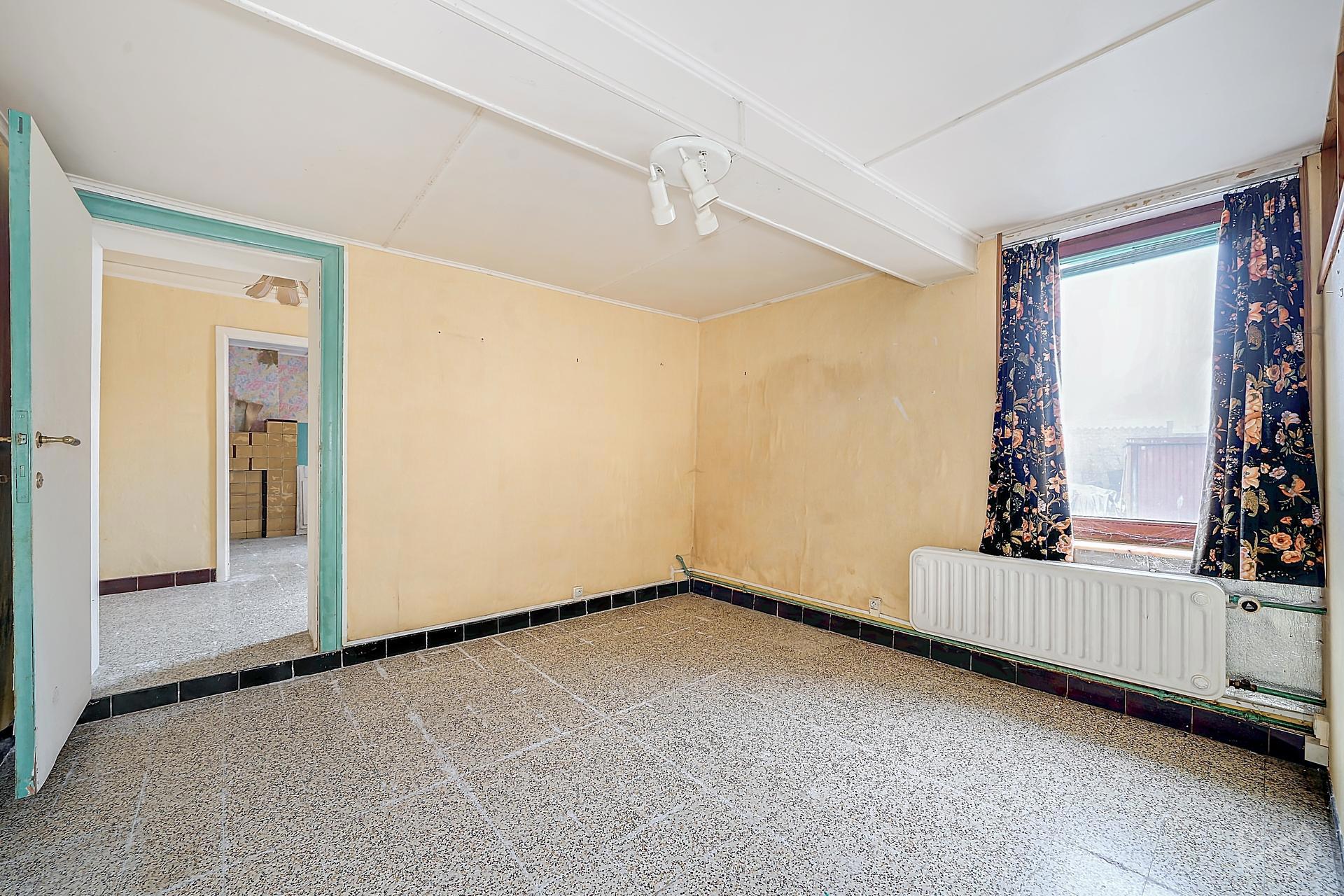 Photo 2 sur 4 pour Maison de cinq chambres à Peissant