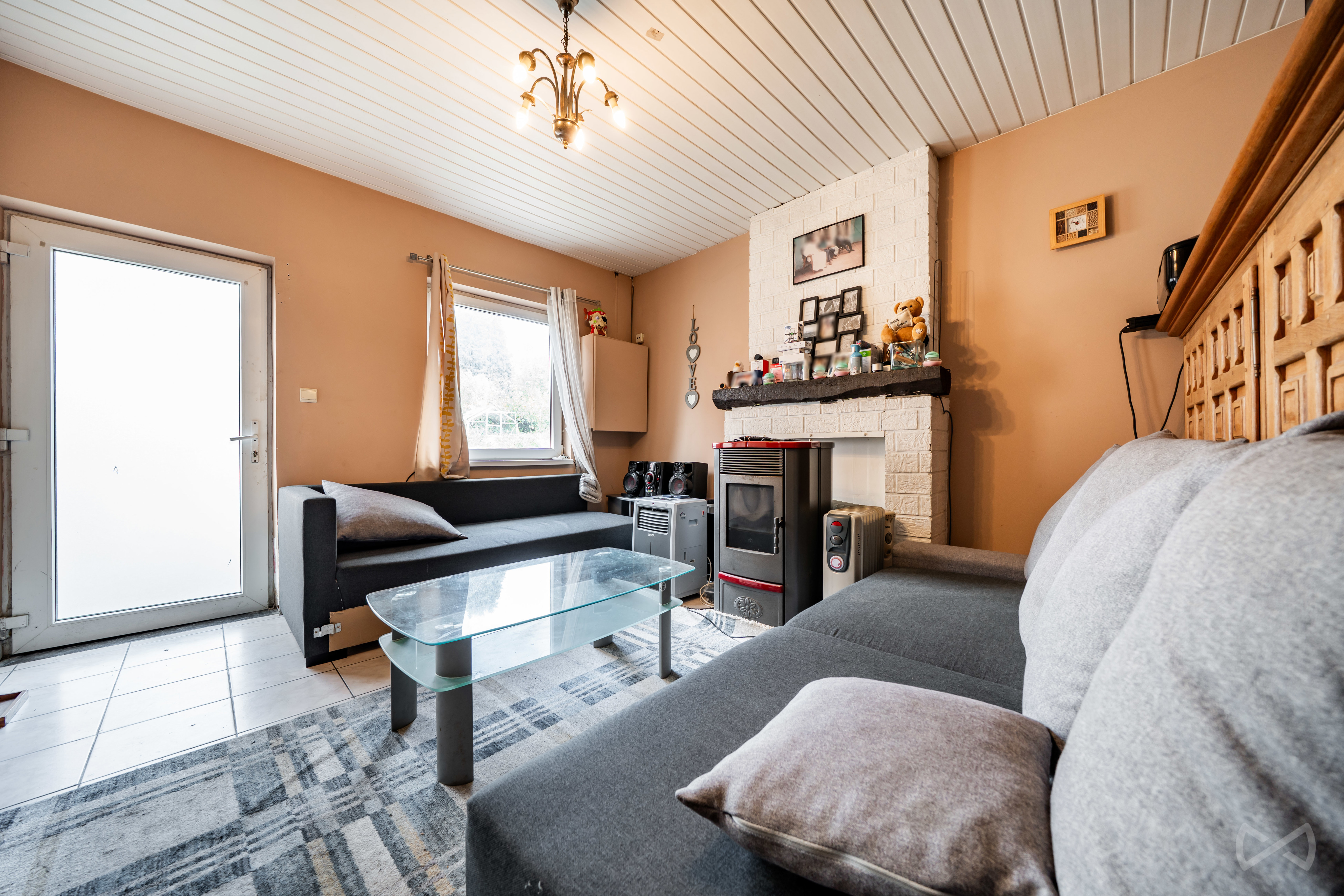 Photo 3 sur 3 pour Maison de deux chambres à Couillet
