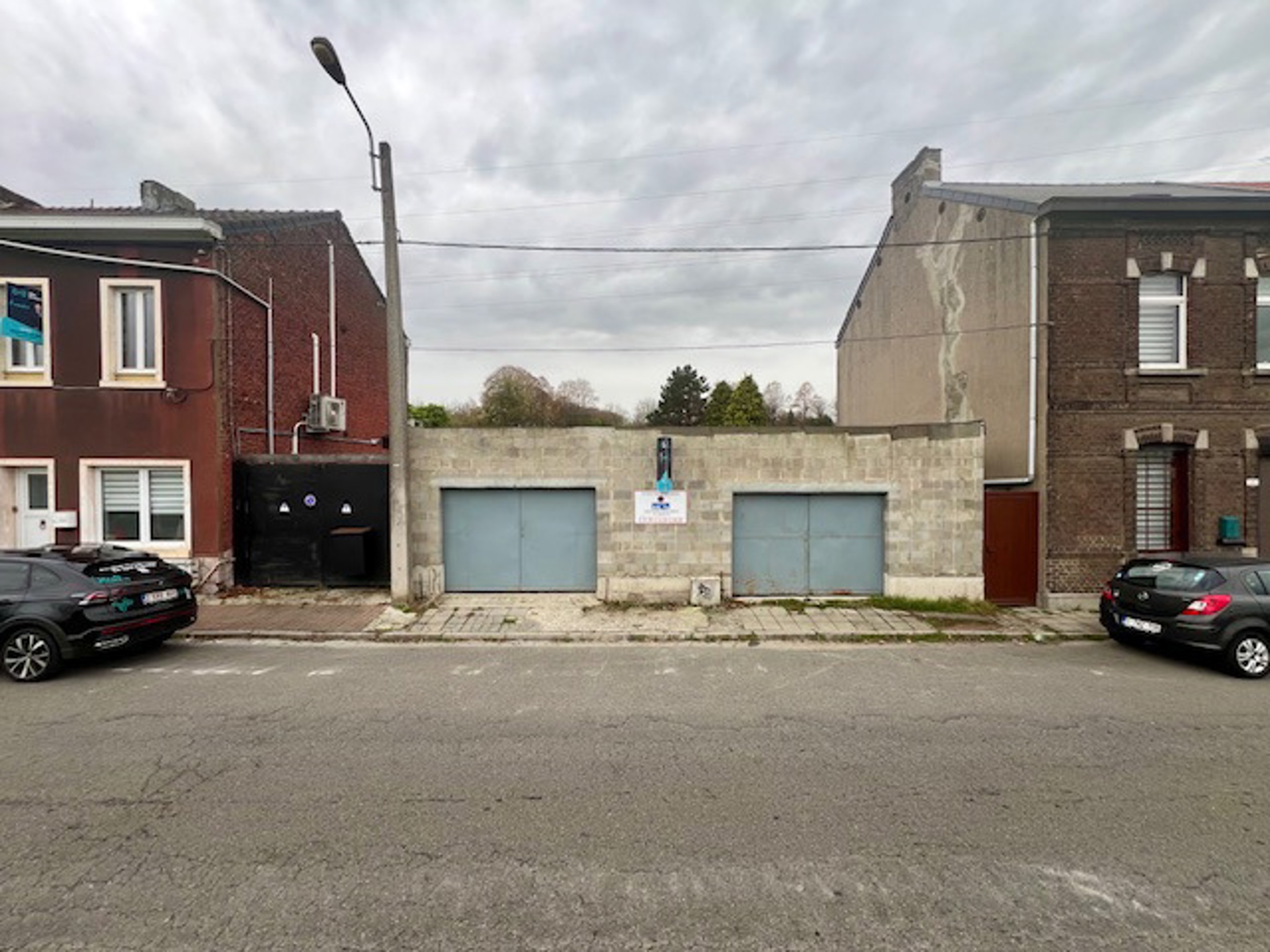 Photo 4 sur 4 pour Garage (fermé) à Charleroi-Marchienne-au-Pont