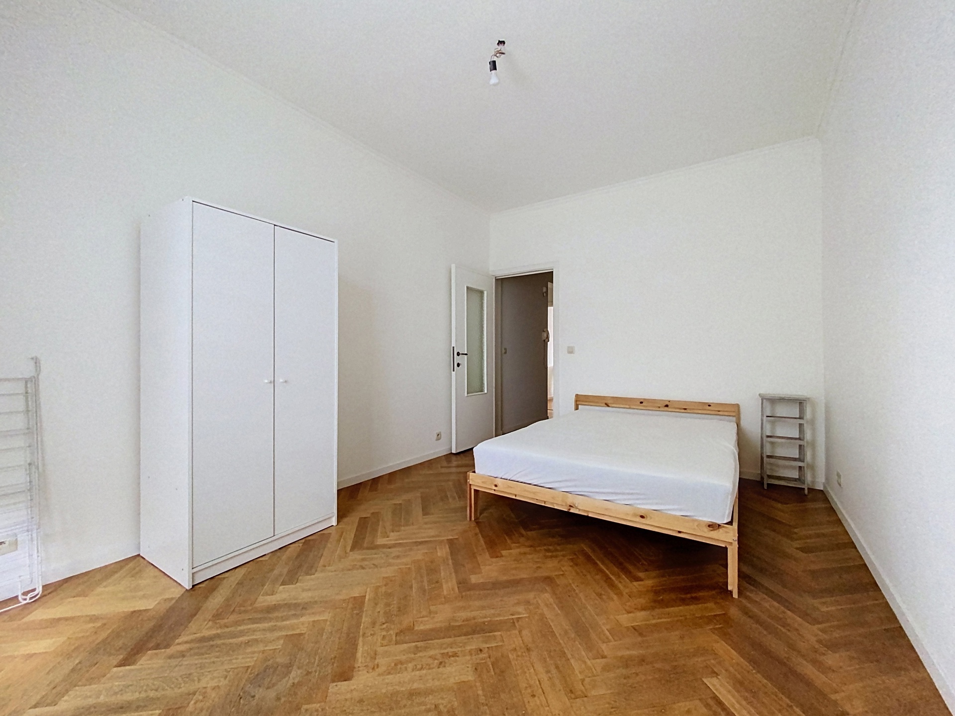 Foto 3 van 4 van Appartement met één slaapkamer in Ixelles