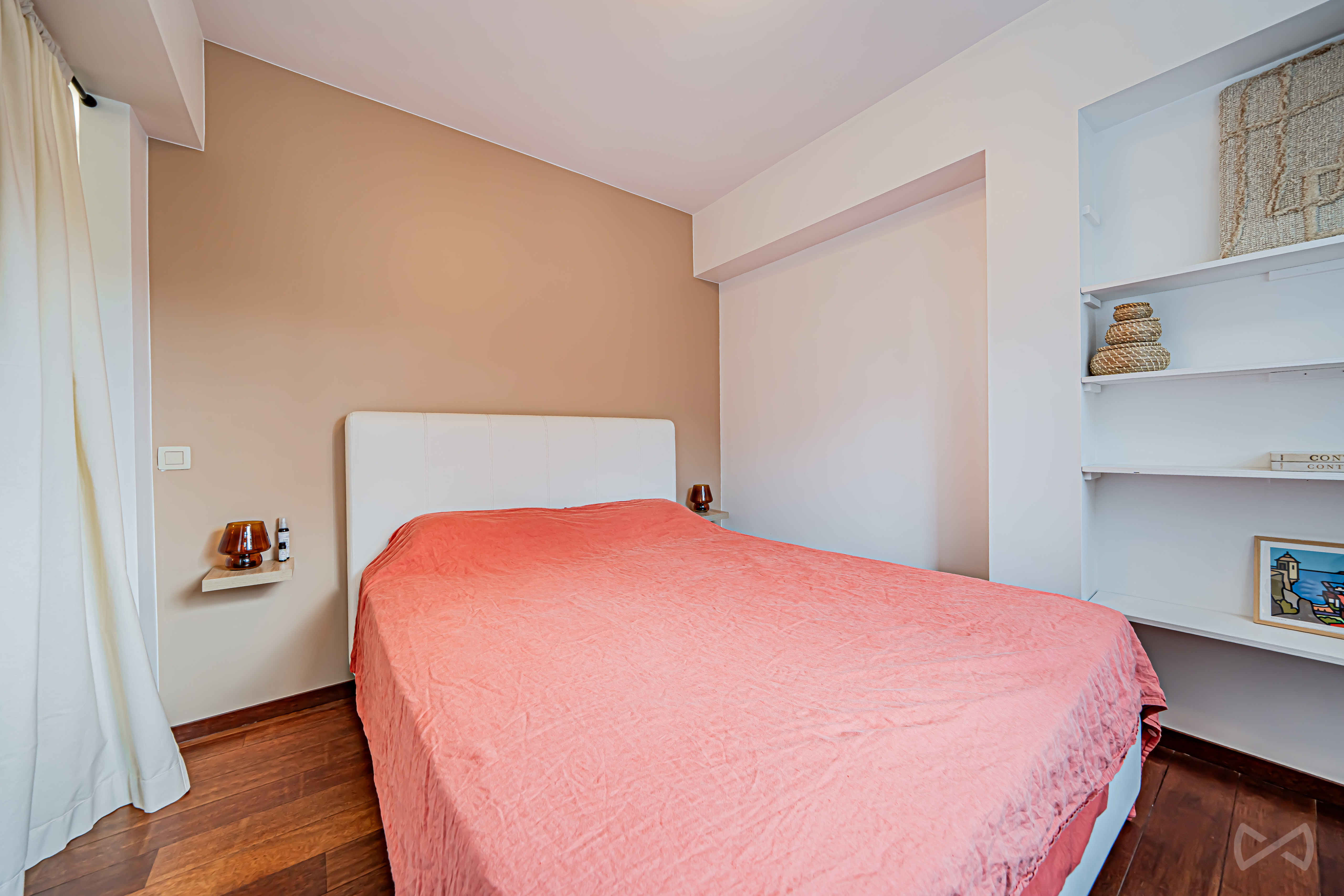 Foto 3 van 4 van Appartement met één slaapkamer in Schaerbeek