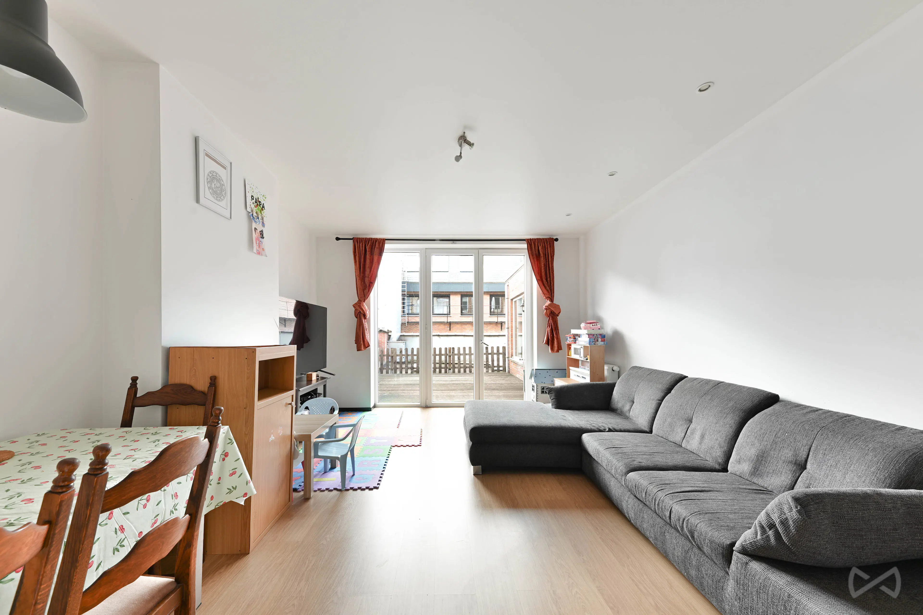 Photo 3 sur 4 pour Immeuble à appartements de sept chambres à Leuven