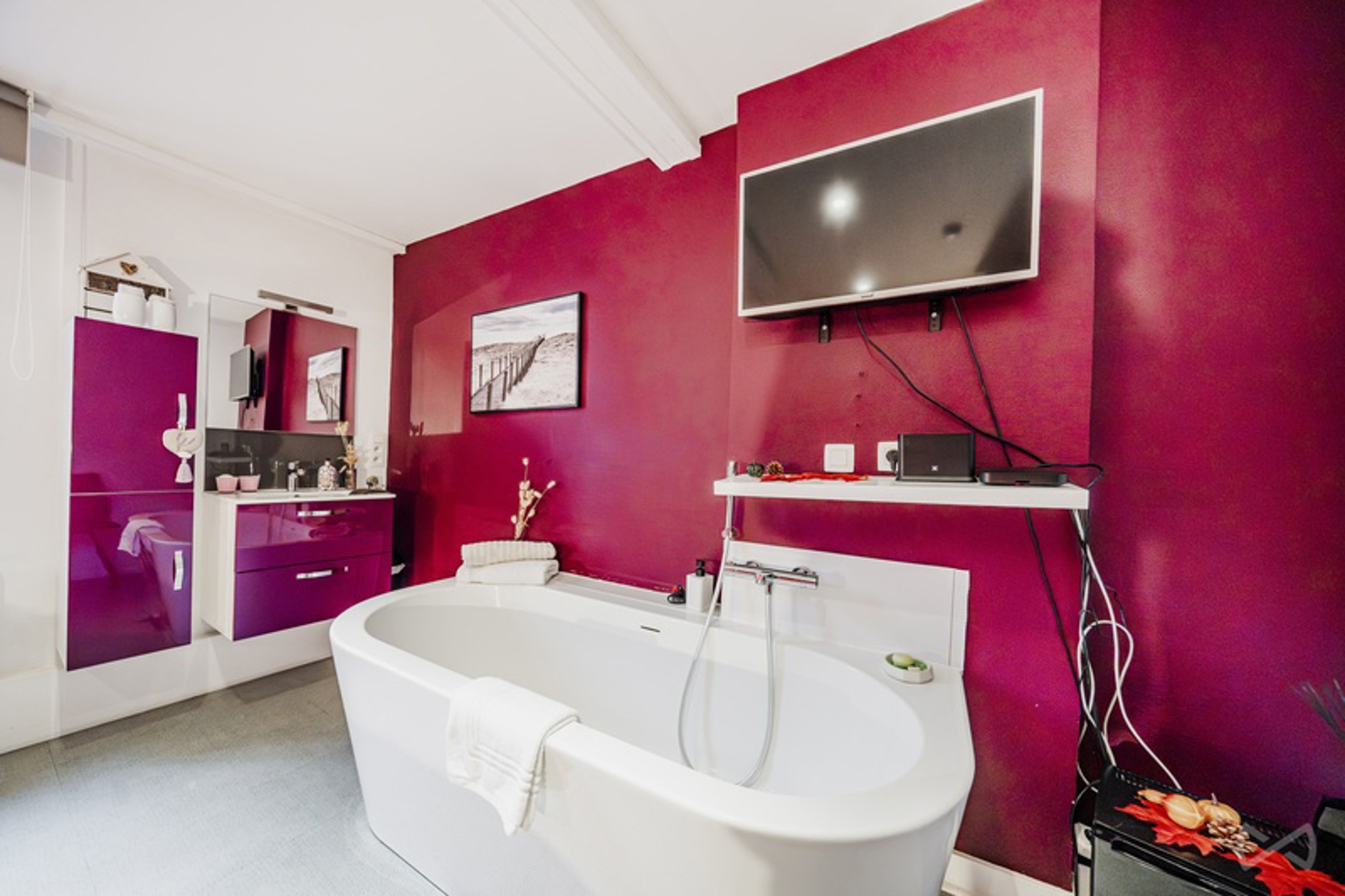 Picture 1 of 4 for Multi-purpose building with six bedrooms in Beauraing