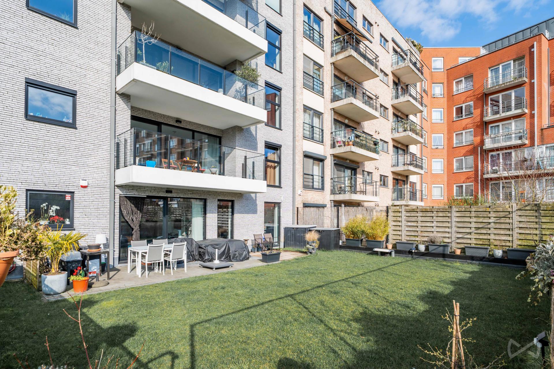 Foto 3 van 4 van Appartement met drie slaapkamers in Molenbeek-saint-jean