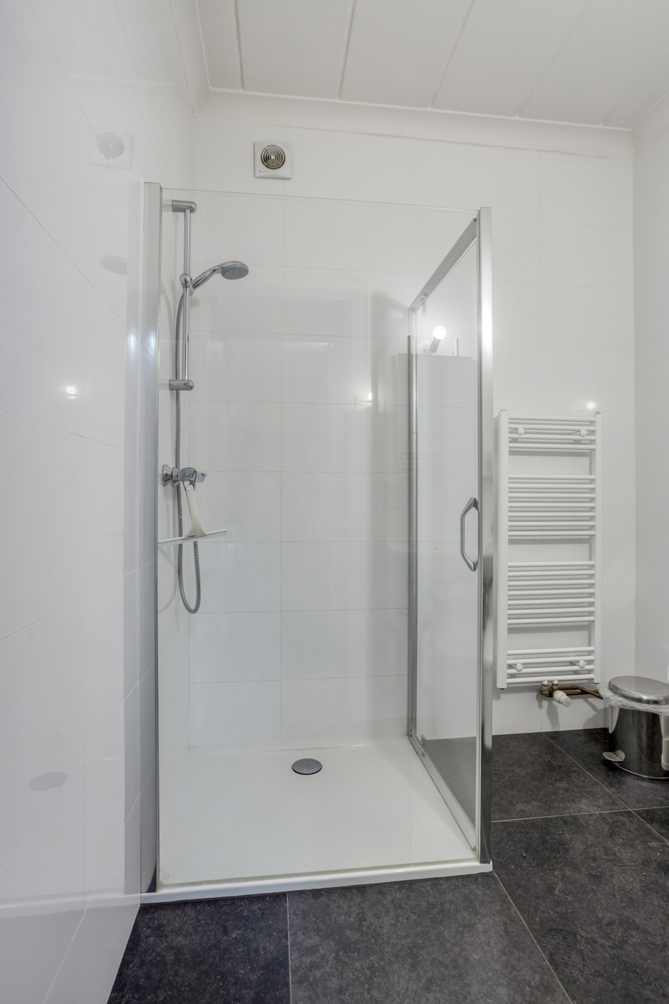 Foto 4 van 4 van Gebouw voor gemengd gebruik in Meise