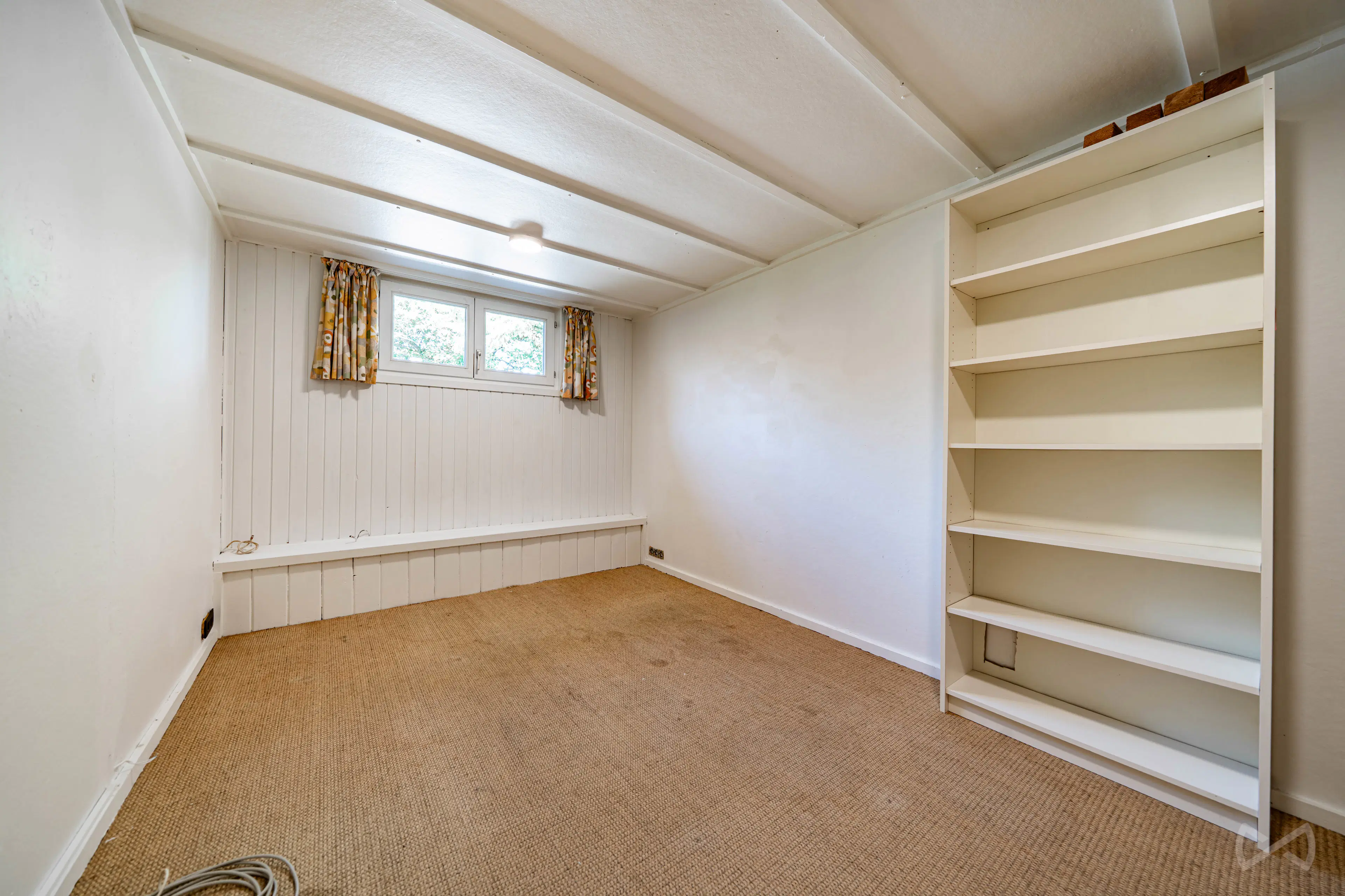 Foto 4 van 4 van Huis met acht slaapkamers in Ferrieres