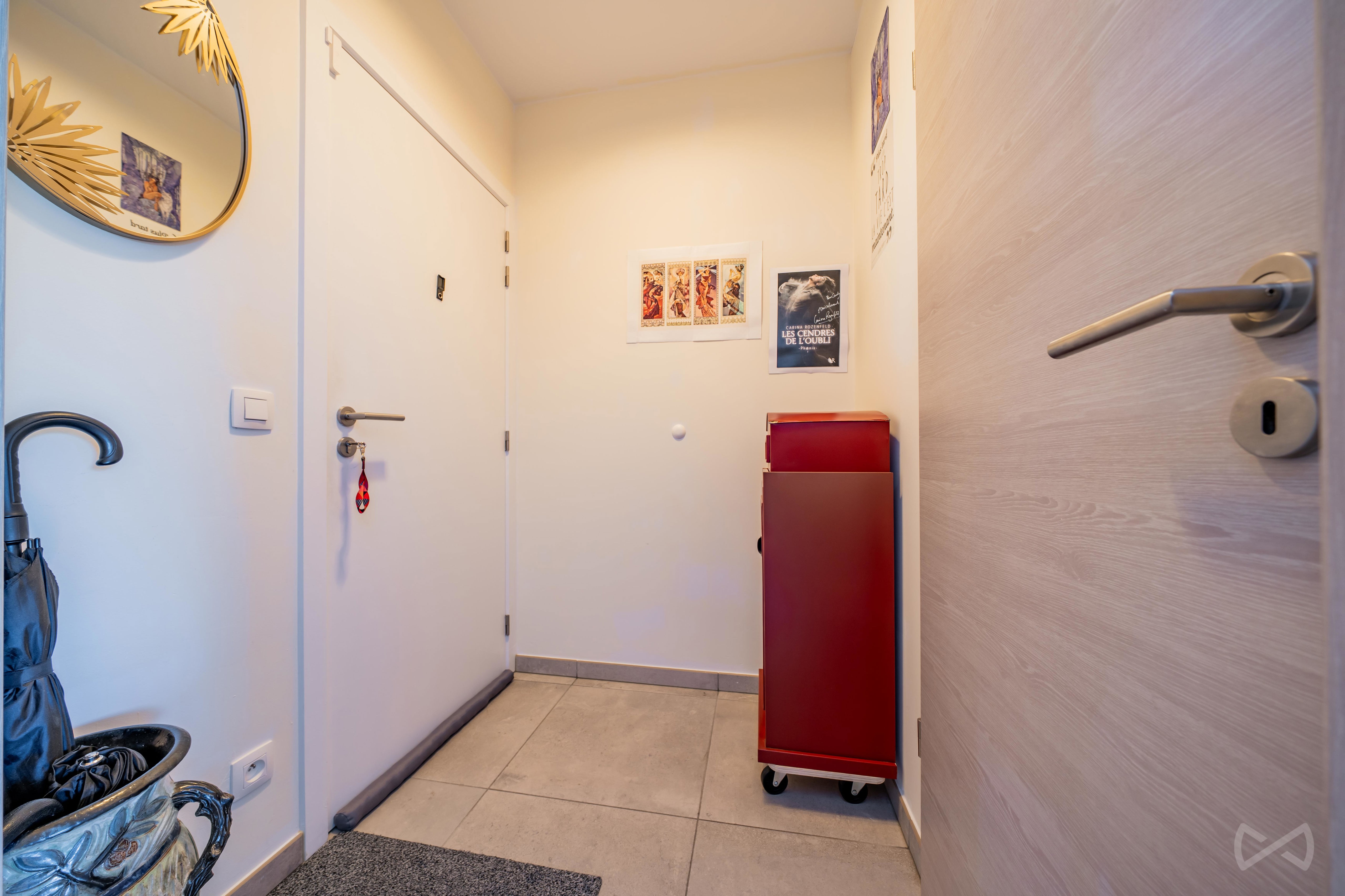 Photo 2 sur 3 pour Appartement de deux chambres à Naast