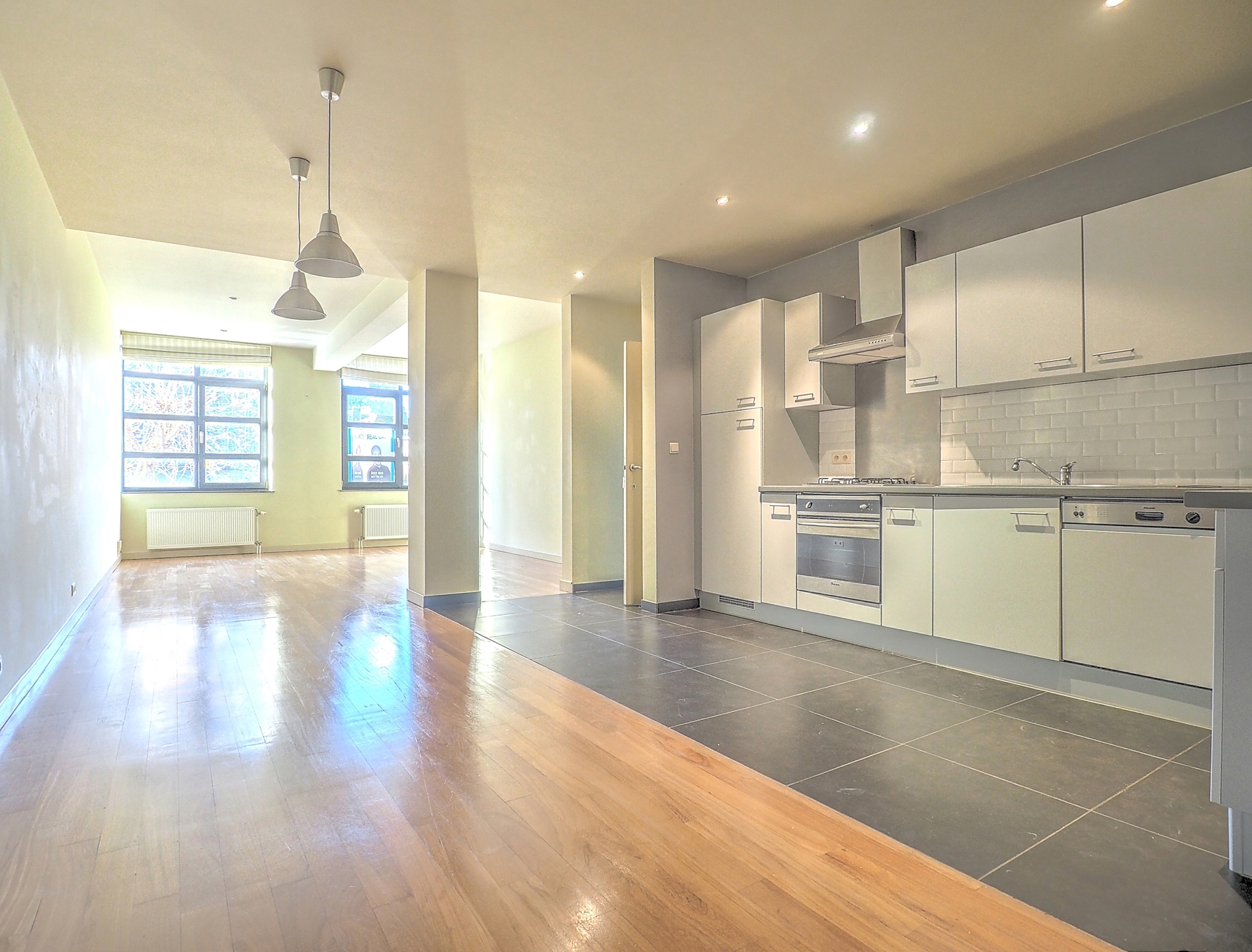 Picture 1 of 5 for Flat with two bedrooms in Anderlecht