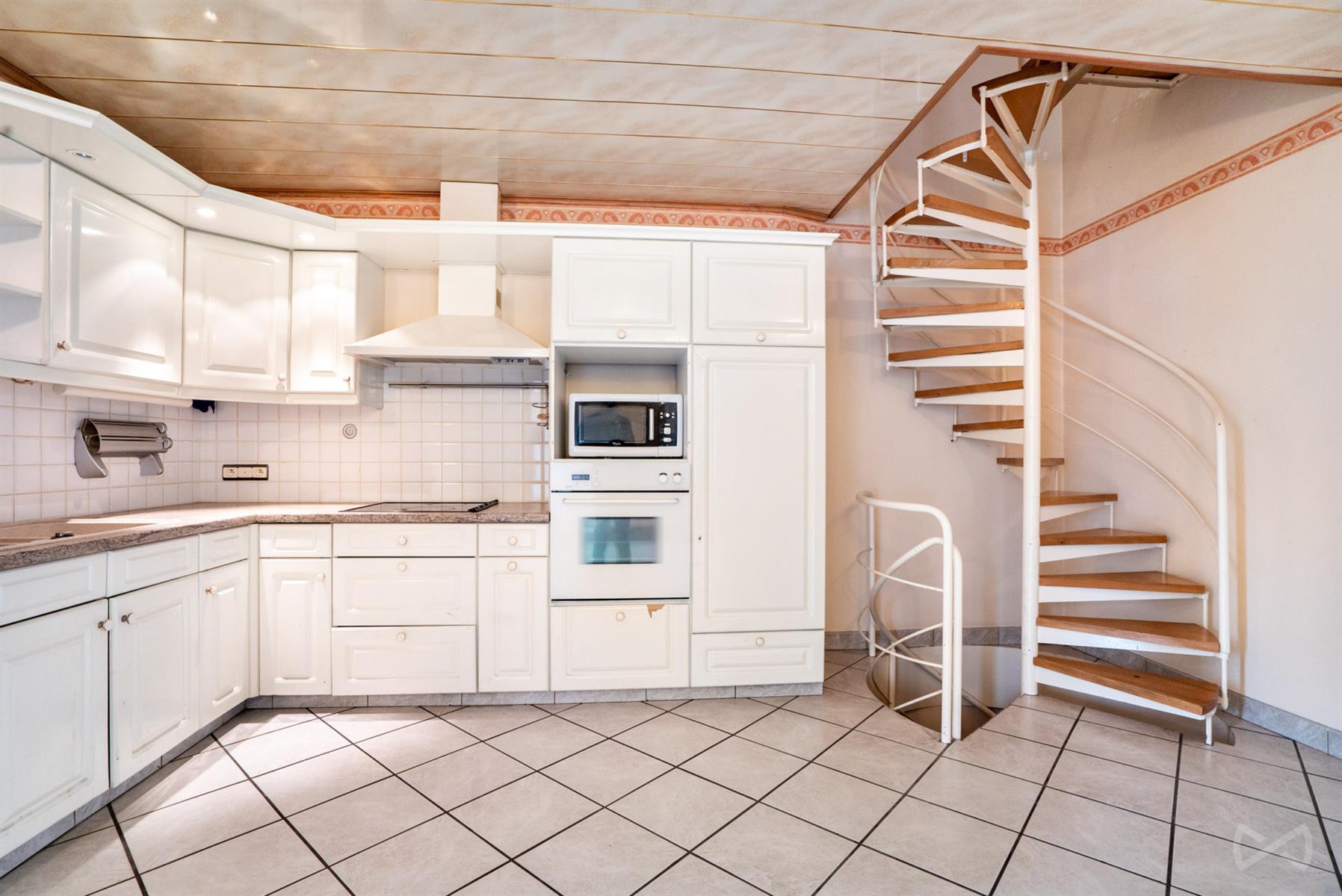 Picture 1 of 4 for House with two bedrooms in Mont-sur-marchienne
