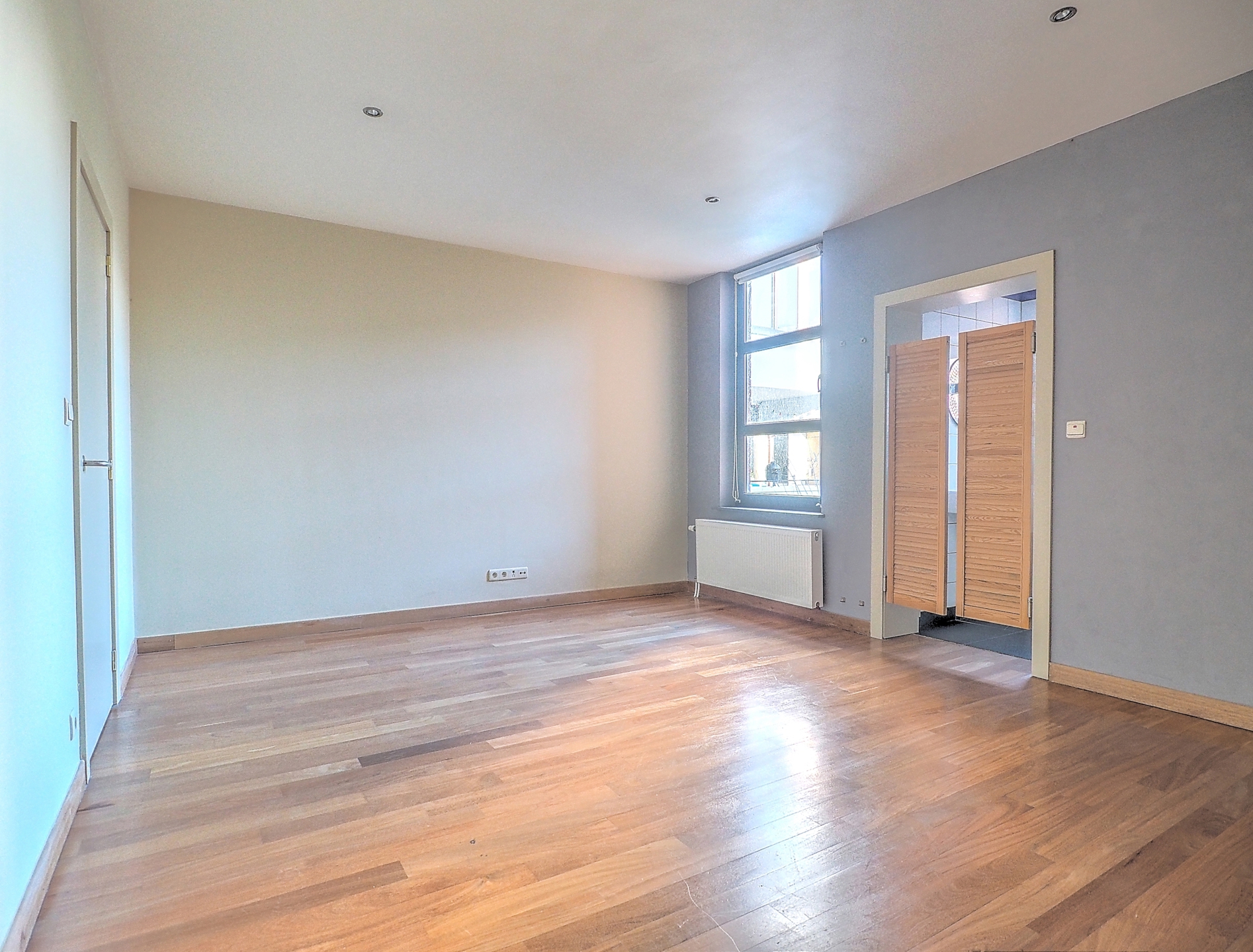 Picture 1 of 4 for Flat with two bedrooms in Anderlecht