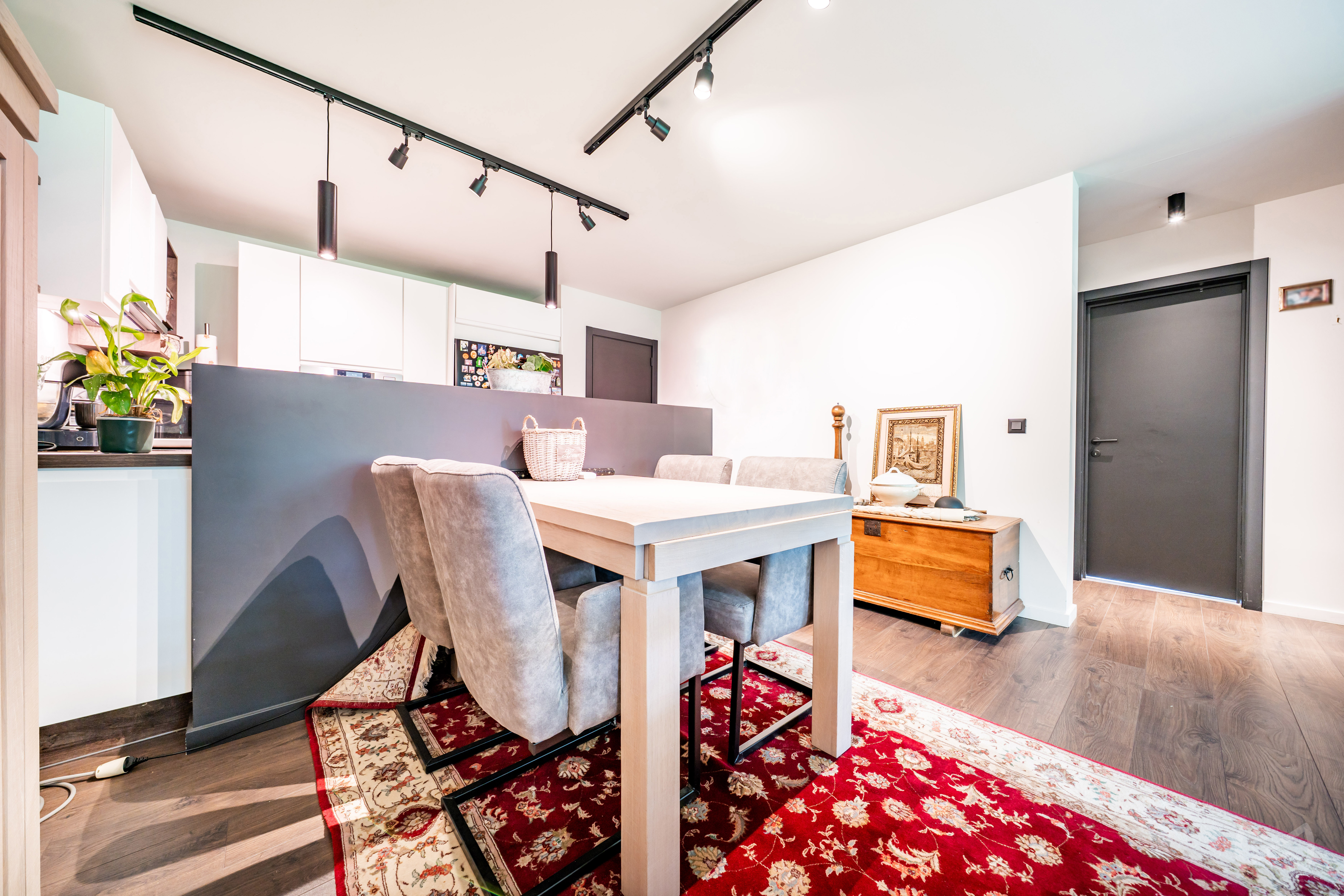 Photo 2 sur 4 pour Rez-de-chaussée de deux chambres à Barbençon