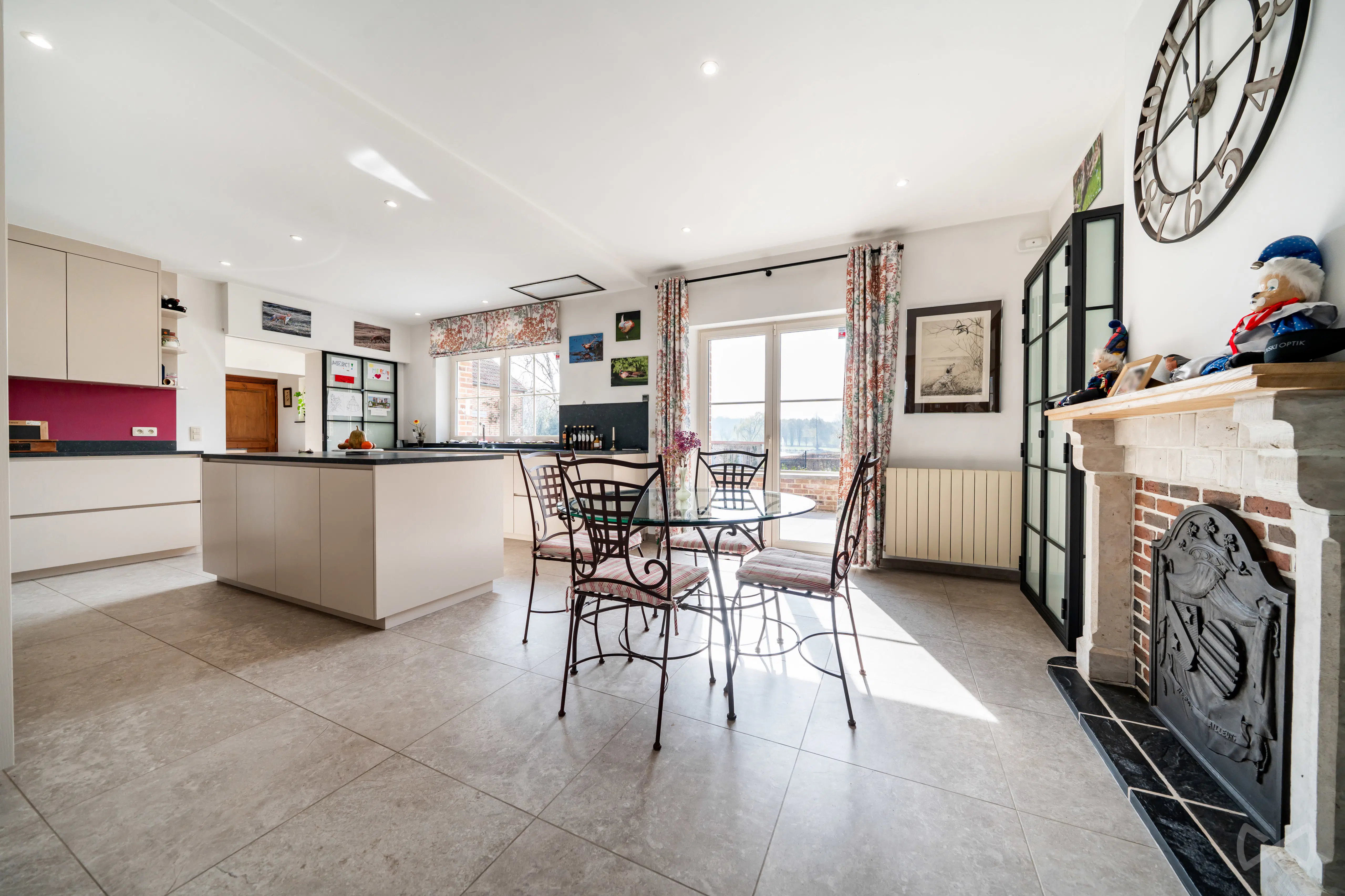 Picture 3 of 4 for Villa with six bedrooms in Jodoigne