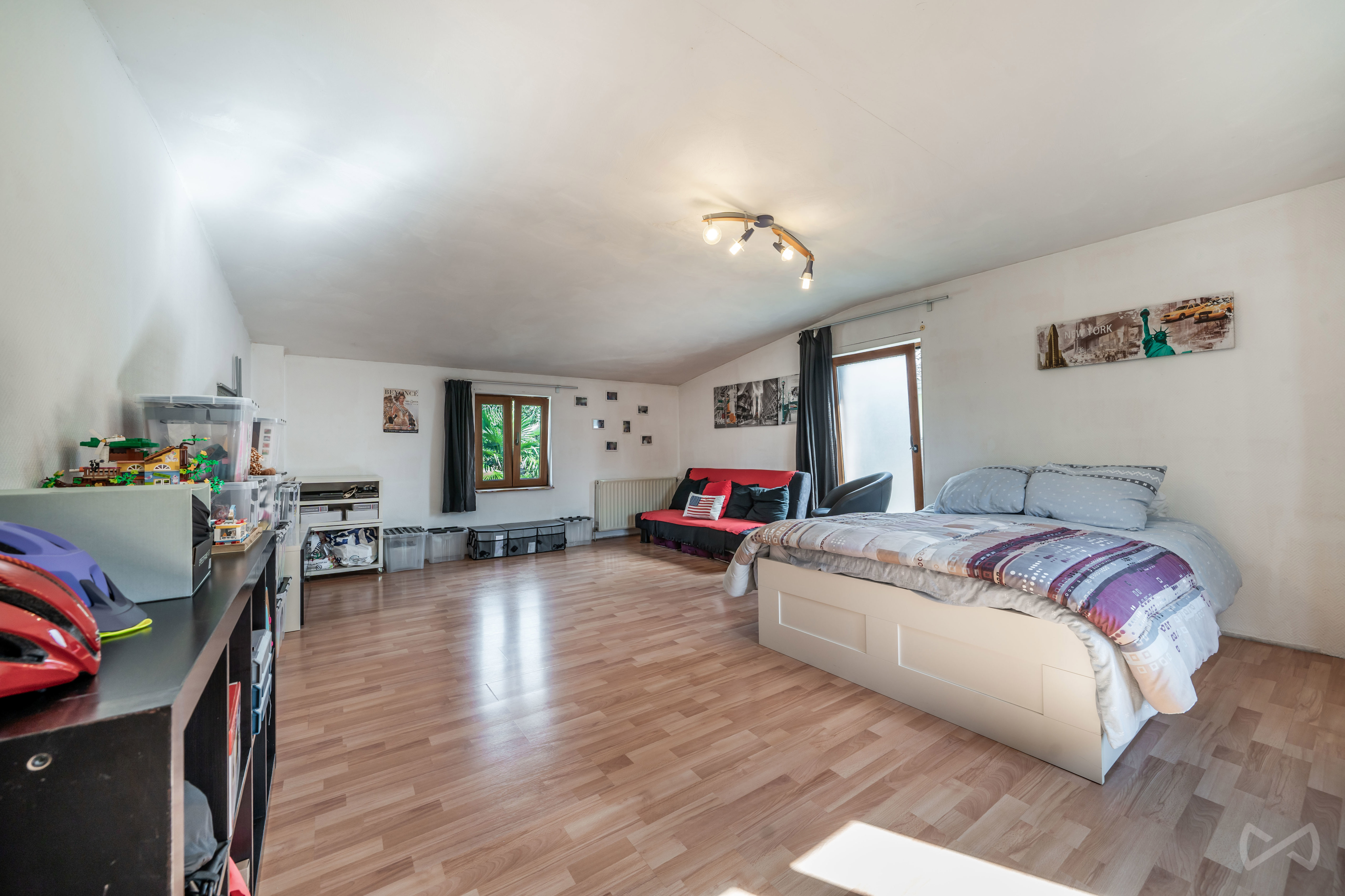 Picture 2 of 4 for House with four bedrooms in Meeffe