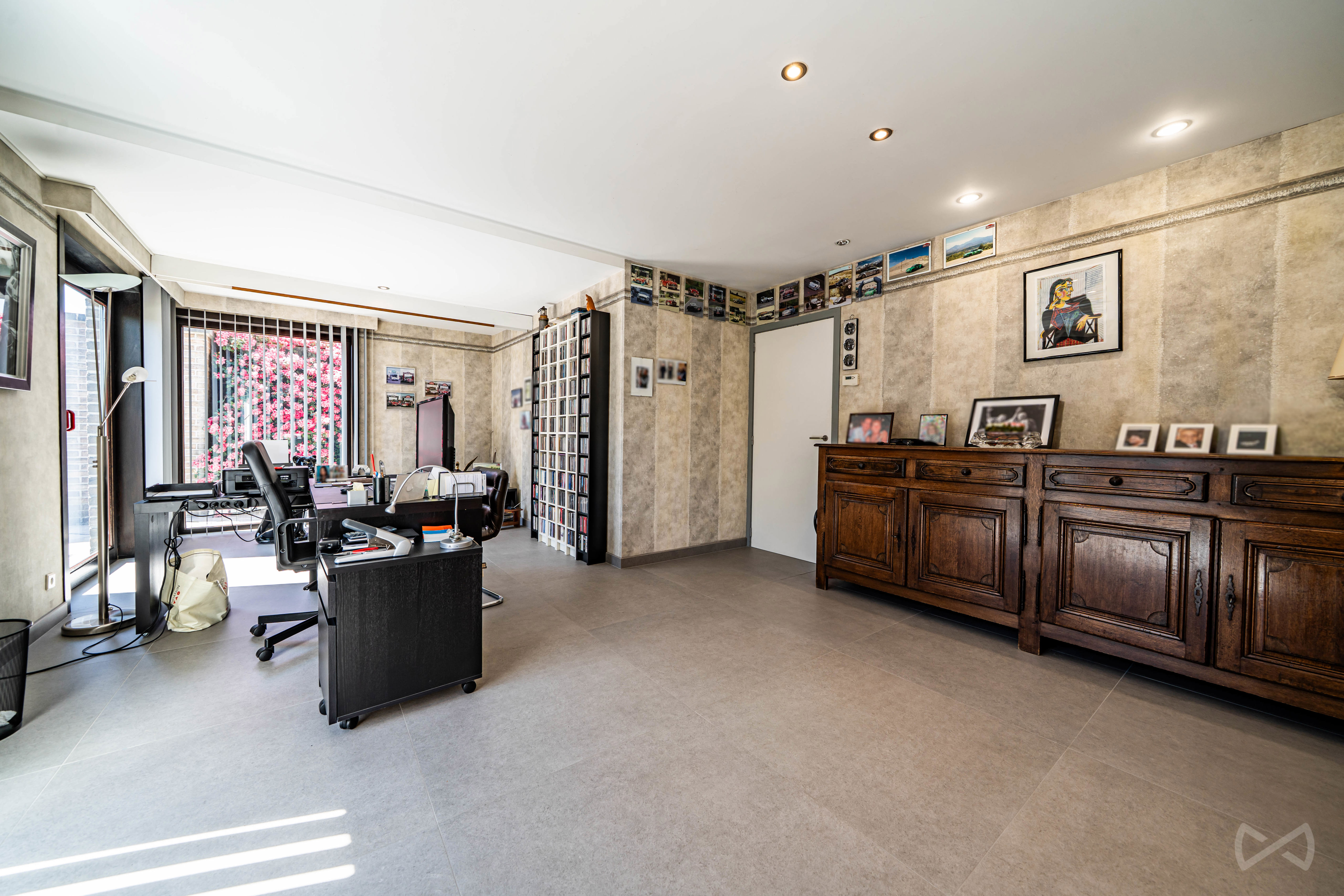 Picture 2 of 4 for Exceptional house with five bedrooms in Spy