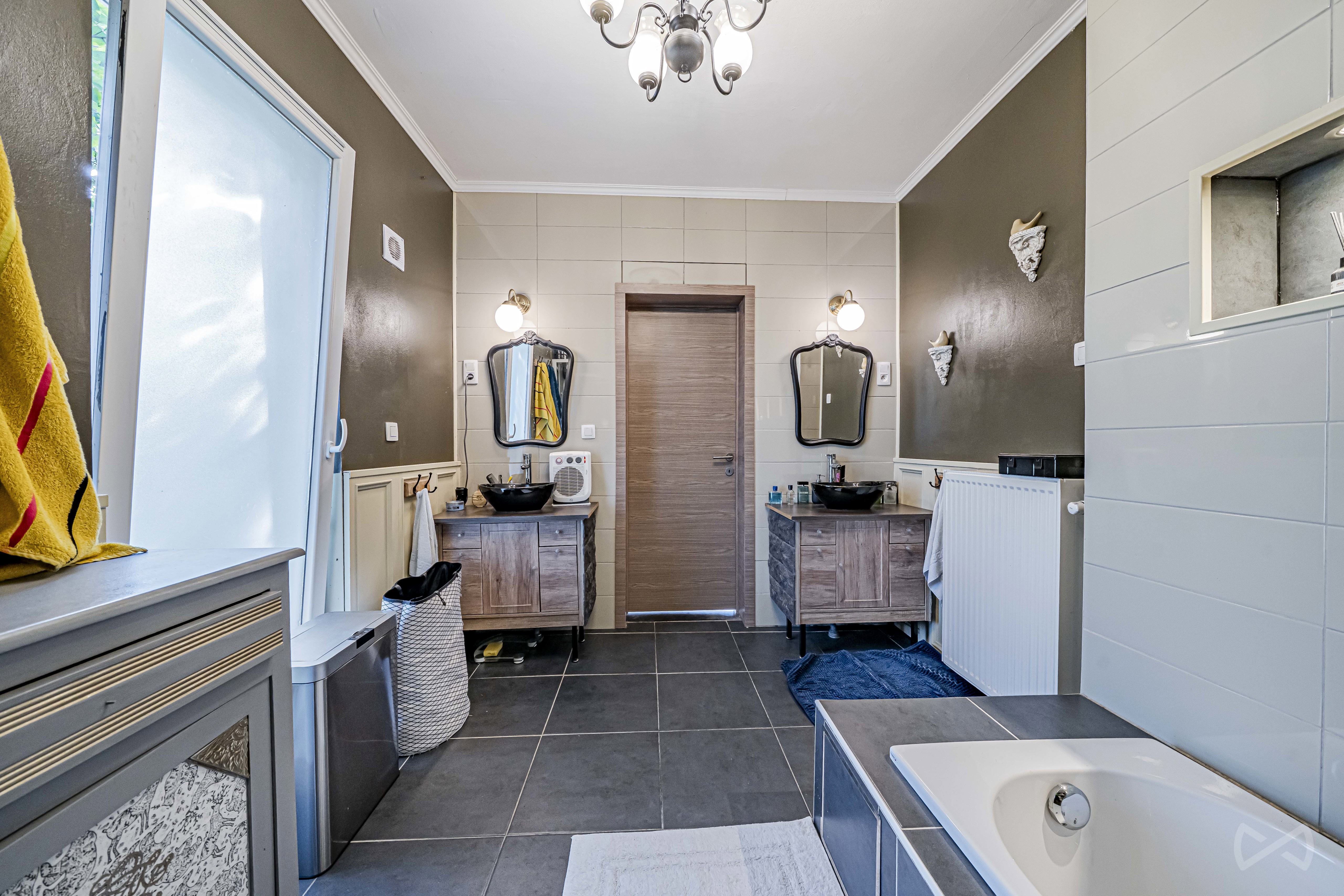 Picture 3 of 4 for House with three bedrooms in Petit-thier