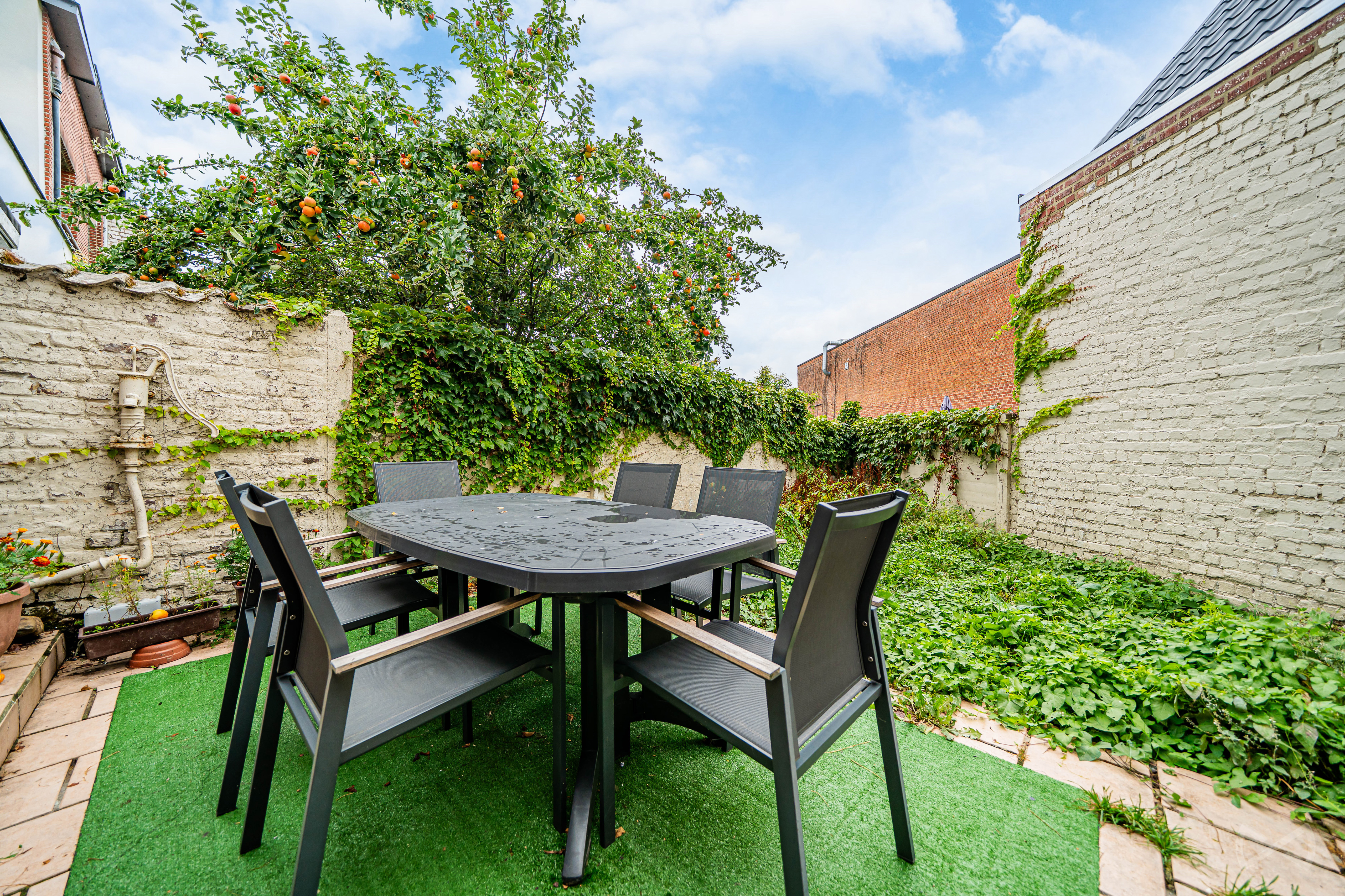 Picture 1 of 4 for House with four bedrooms in Uccle