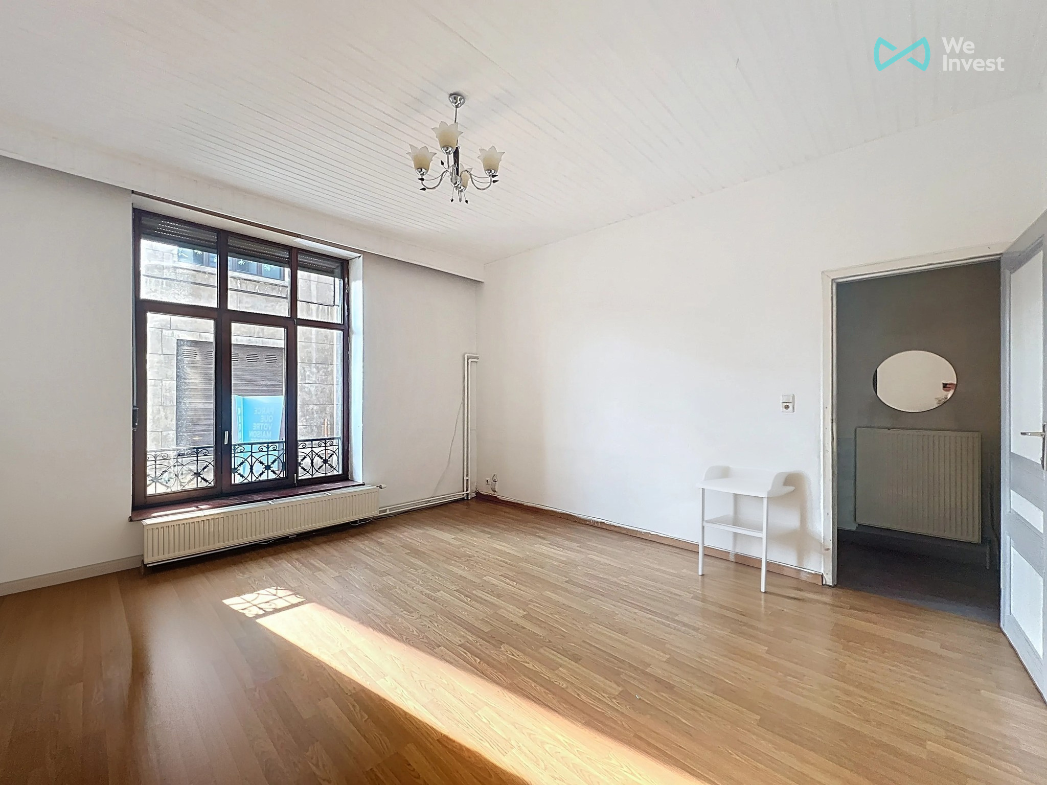 Photo 2 sur 3 pour Maison de six chambres à Saint-Josse-ten-Noode