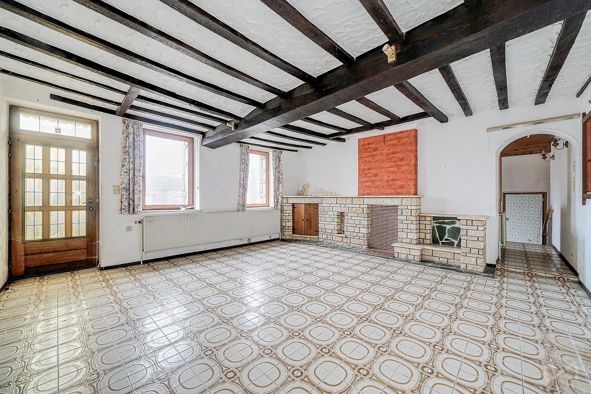Photo 2 sur 4 pour Maison de cinq chambres à Peissant
