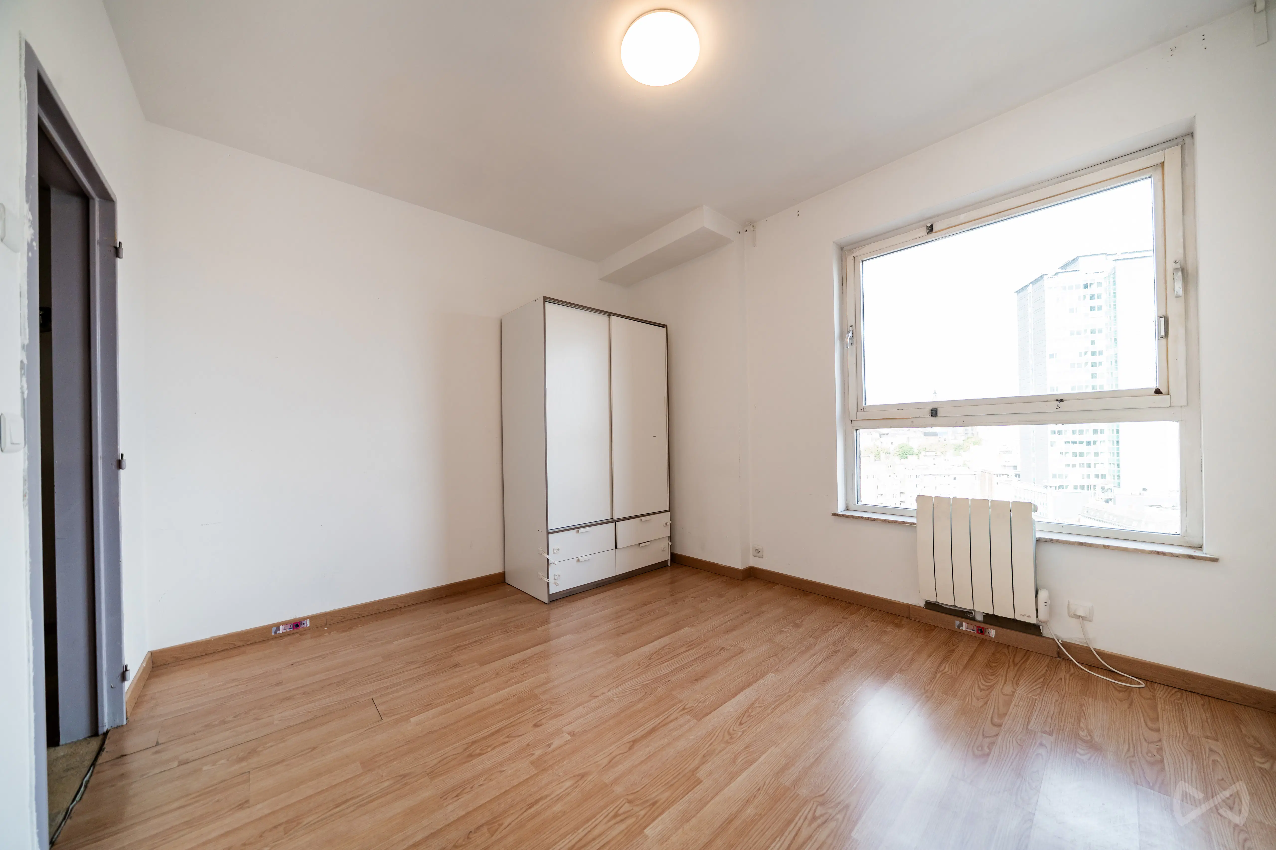 Picture 2 of 4 for Flat with two bedrooms in Charleroi