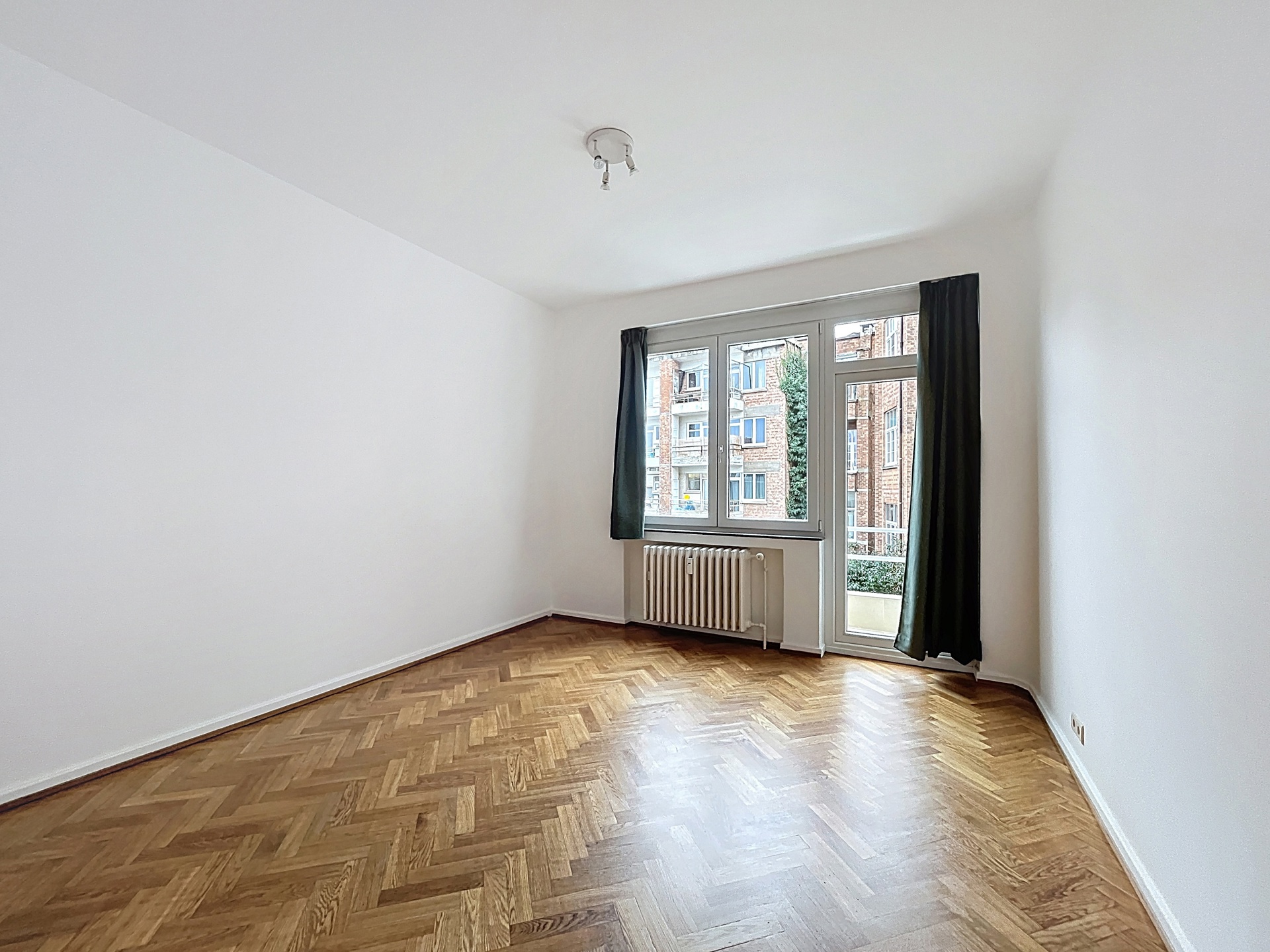 Picture 1 of 4 for Flat with two bedrooms in Ixelles