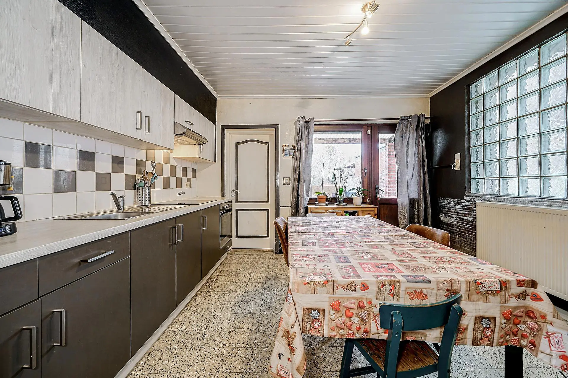Foto 4 van 4 van Huis met vijf slaapkamers in Montignies-Sur-Sambre