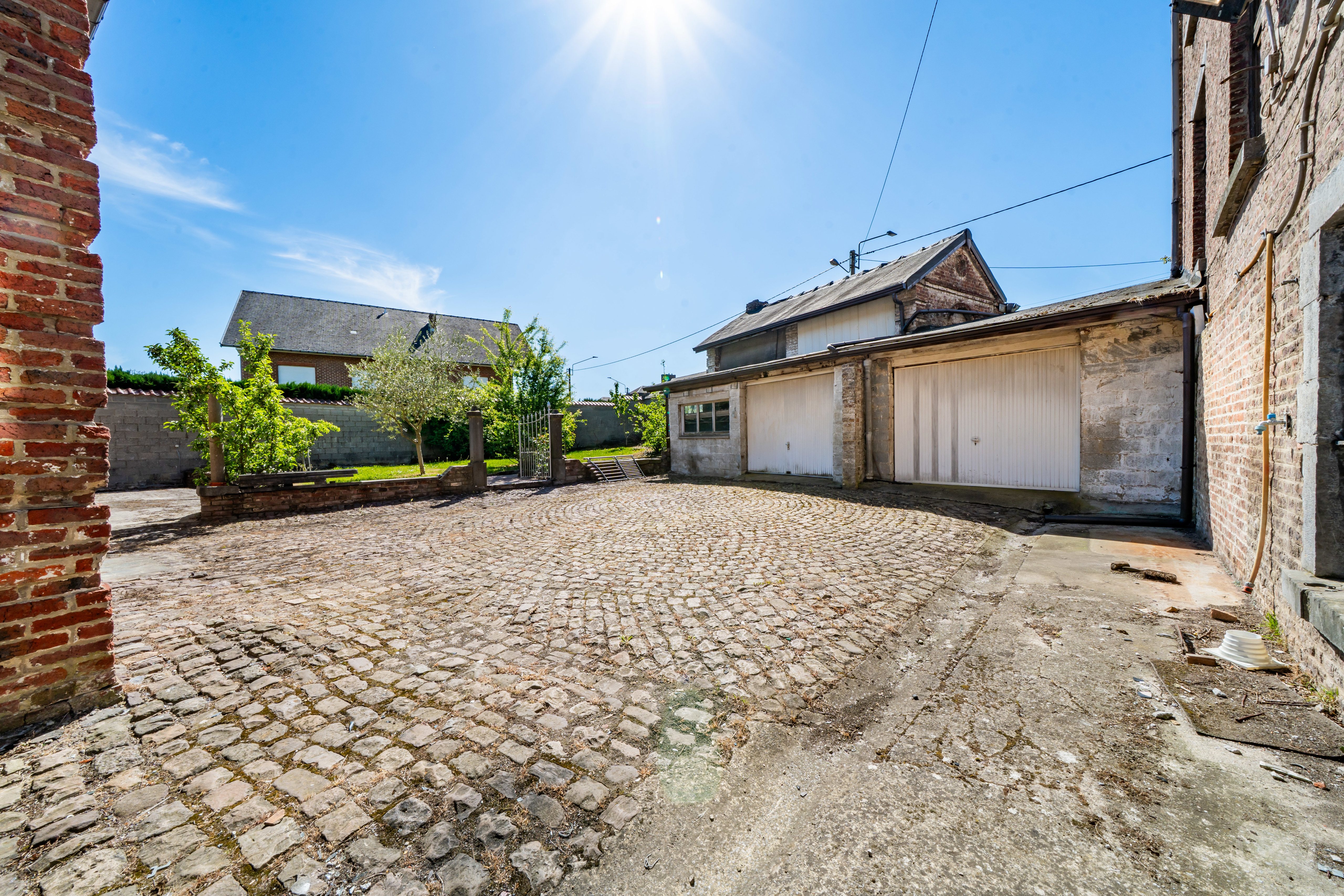 Picture 3 of 4 for House with six bedrooms in Thuin
