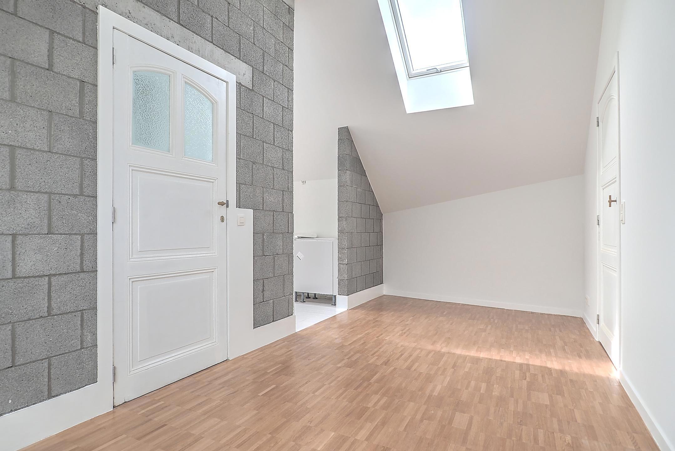 Photo 4 sur 4 pour Penthouse à Molenbeek-Saint-Jean