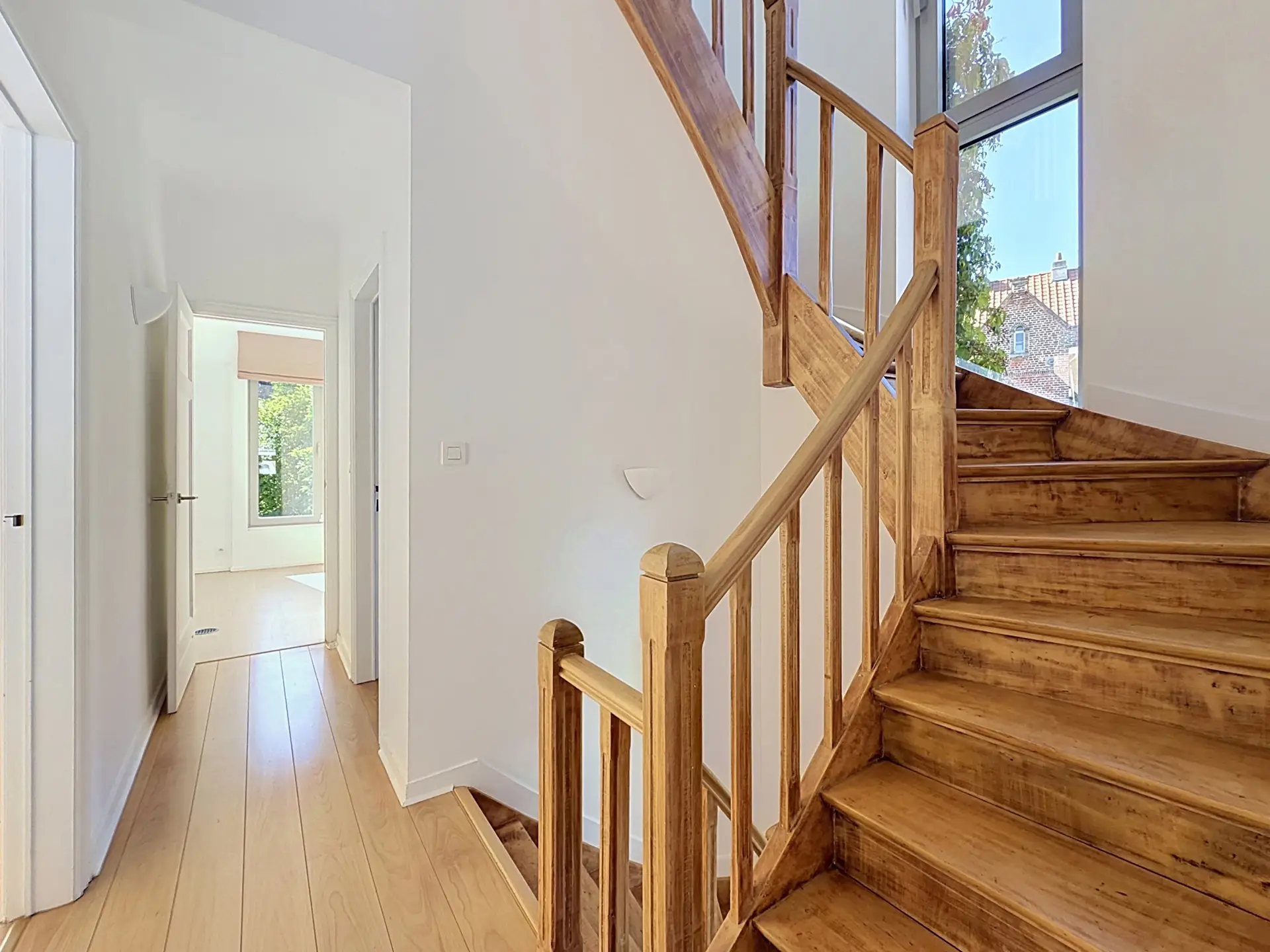 Photo 1 sur 4 pour Bel-étage de cinq chambres à Uccle
