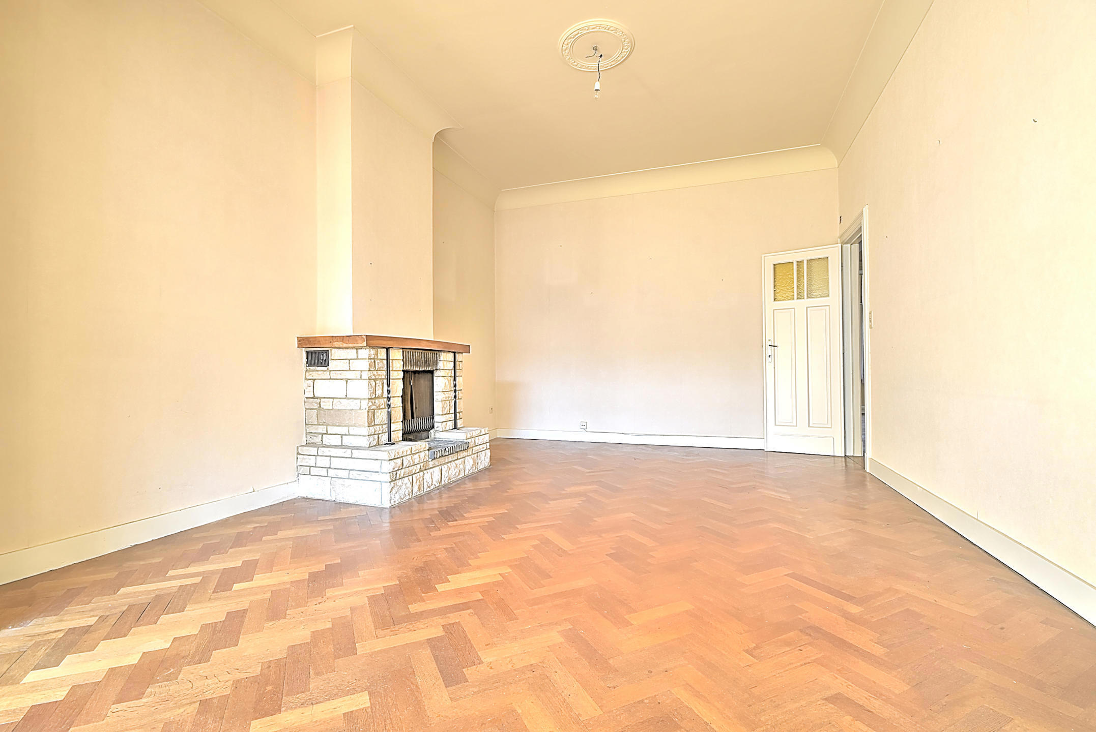 Picture 1 of 4 for Flat with two bedrooms in Uccle
