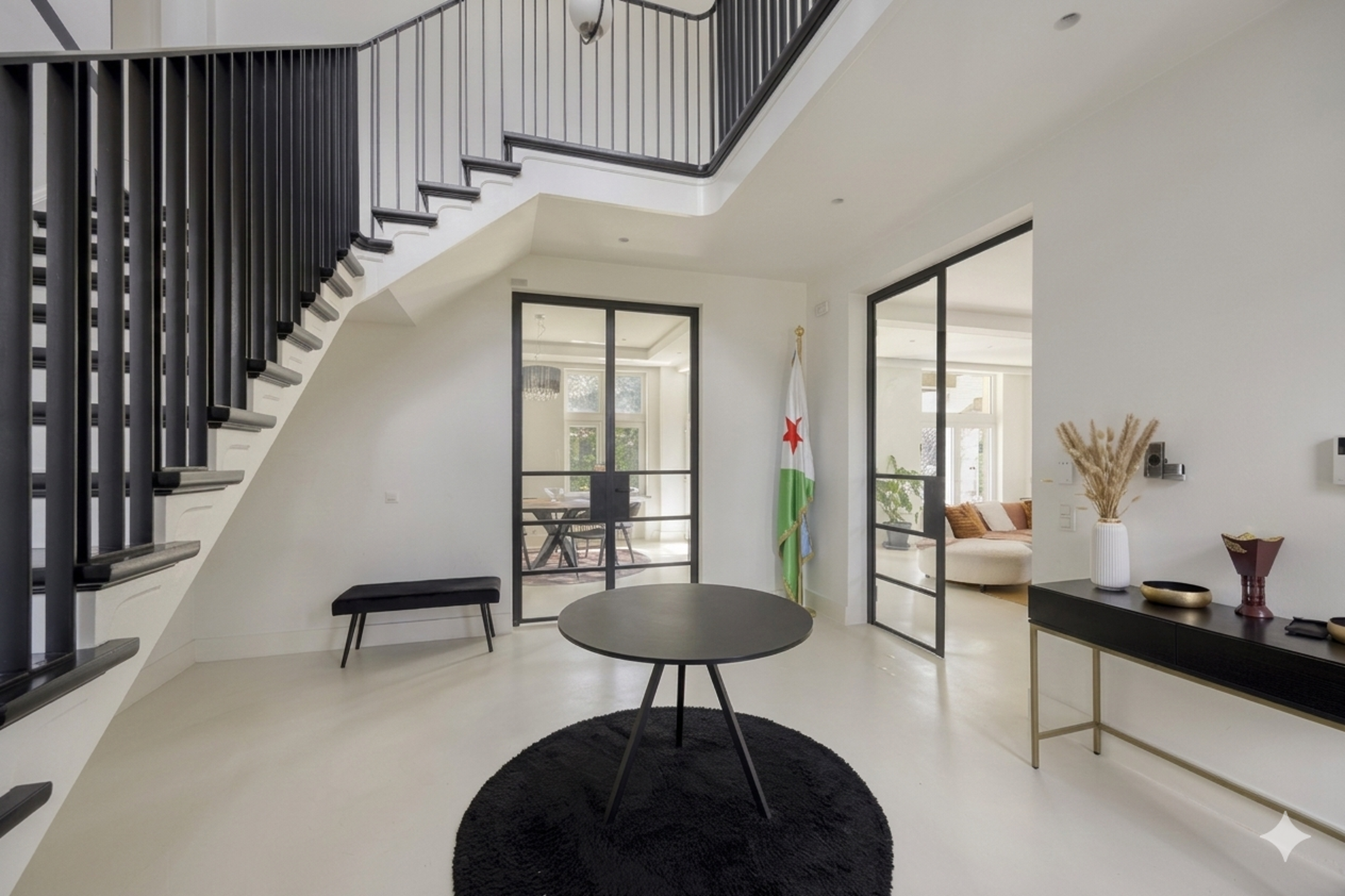 Photo 3 sur 3 pour Bien exceptionnel de neuf chambres à Ukkel