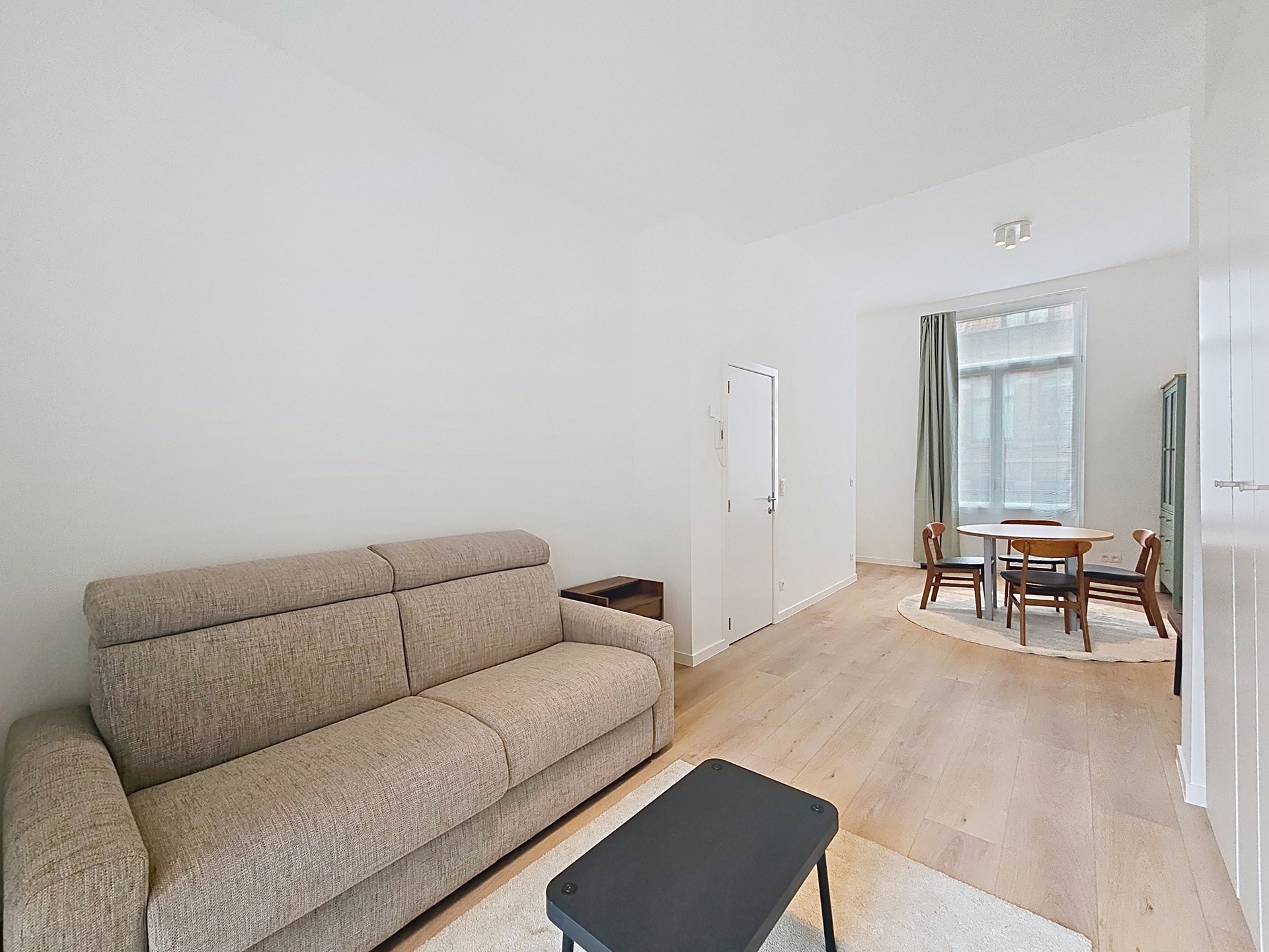 Photo 3 sur 4 pour Studio à Saint-Gilles
