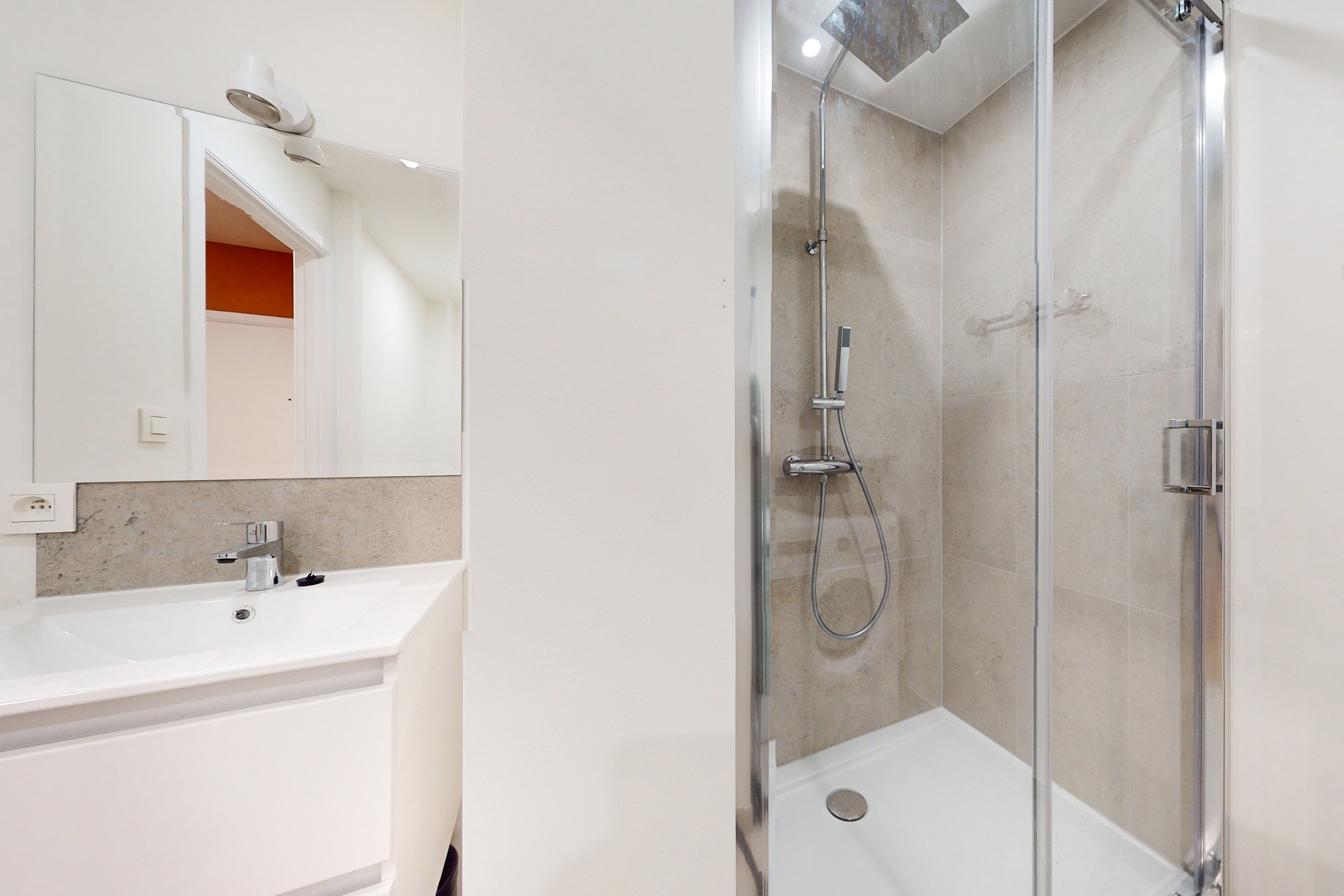 Picture 4 of 4 for Flat with five bedrooms in Uccle